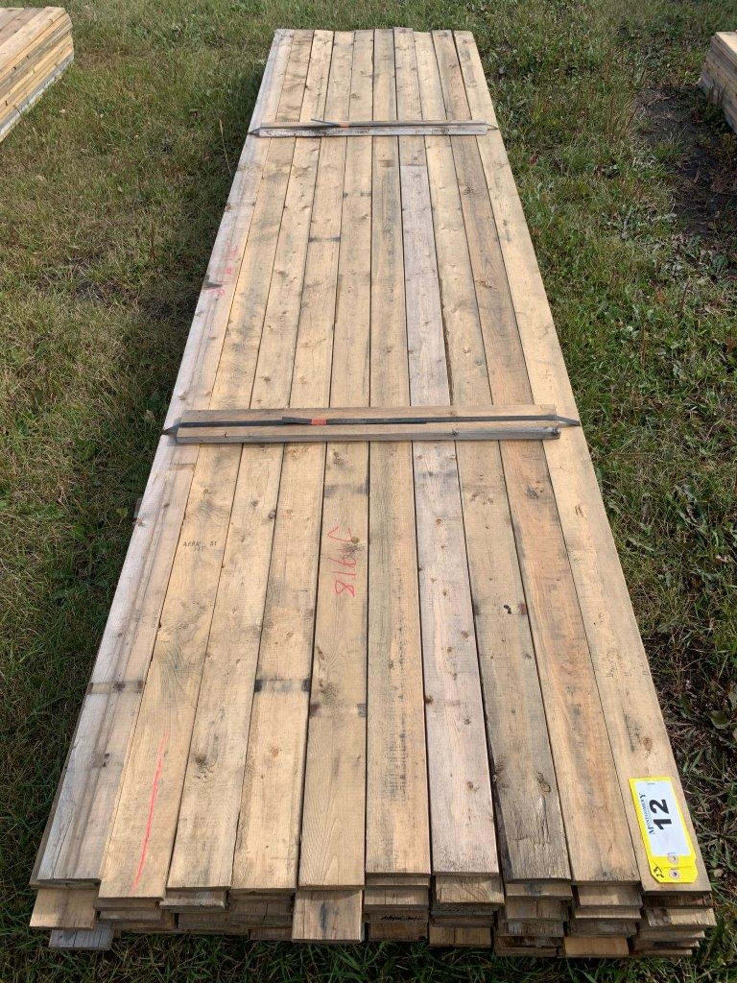 SKID OF 1X4X12FT PLANED LUMBER - Image 2 of 3