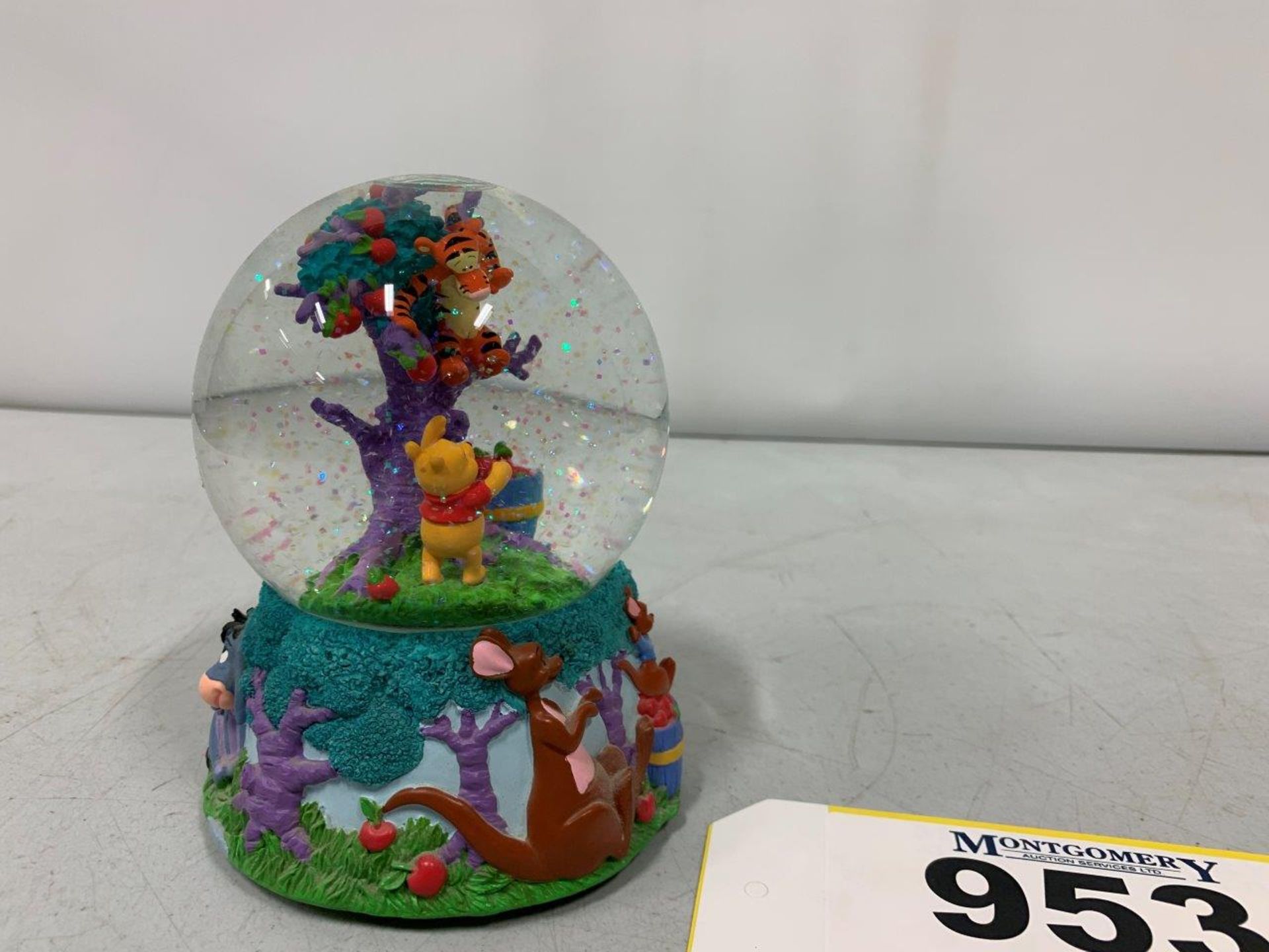 ENESCO DISNEY WINNIE THE POOH SNOW GLOBE