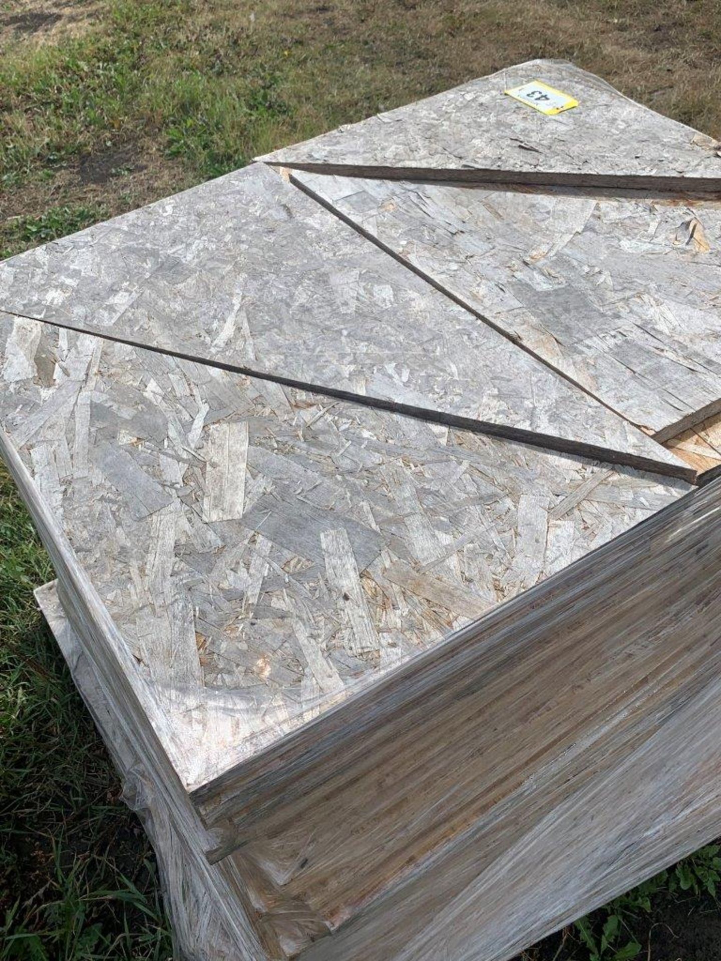 3-PALLETS OF OSB SHEATHING END CUTS - Image 4 of 4