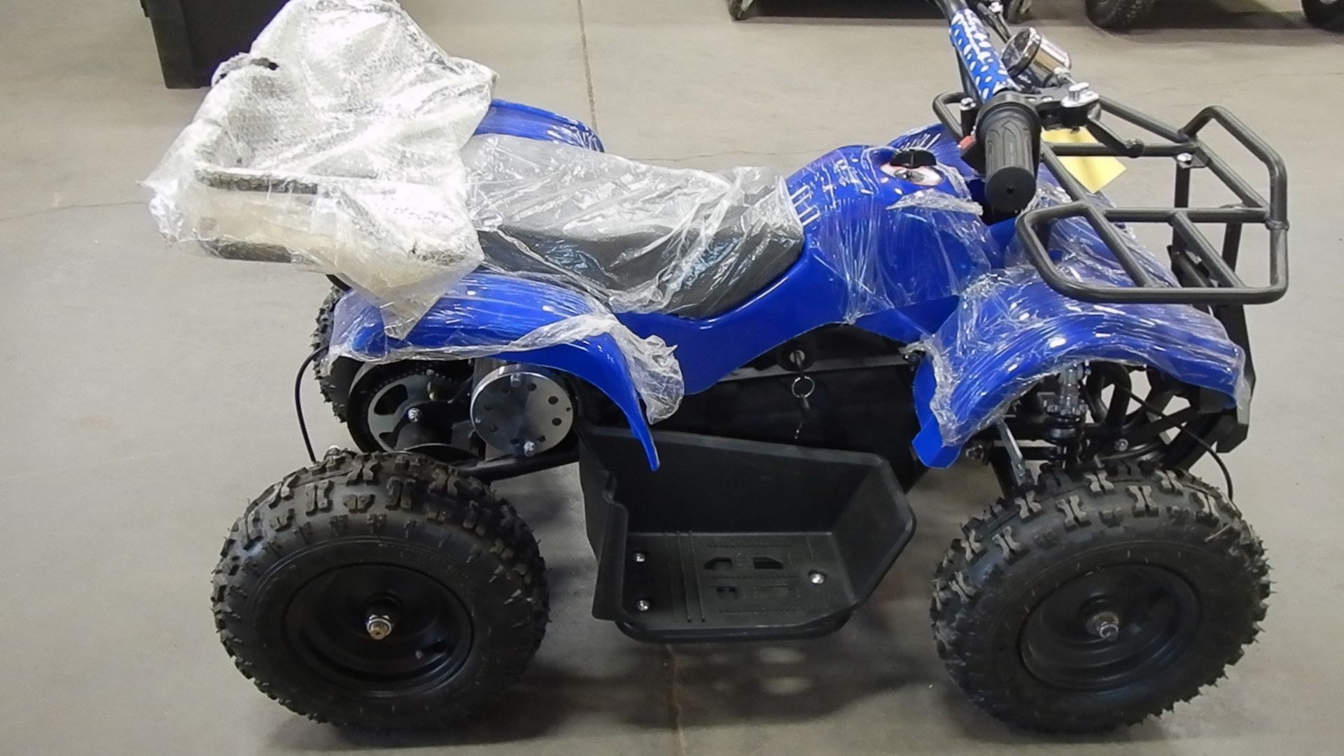 YOUTH 36V ELEC. ATV, ASSEMBLY REQUIRED – NEW - Image 8 of 10