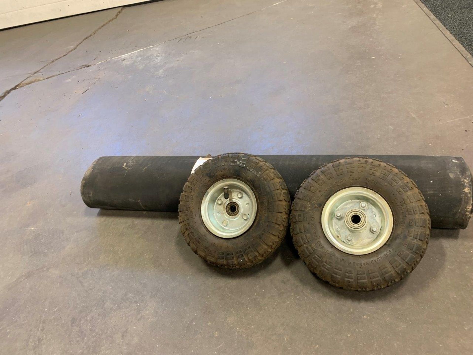 11FT ROLL OF RUBBER MATTING 2-DOLLY WHEELS 4.10/3.50-4