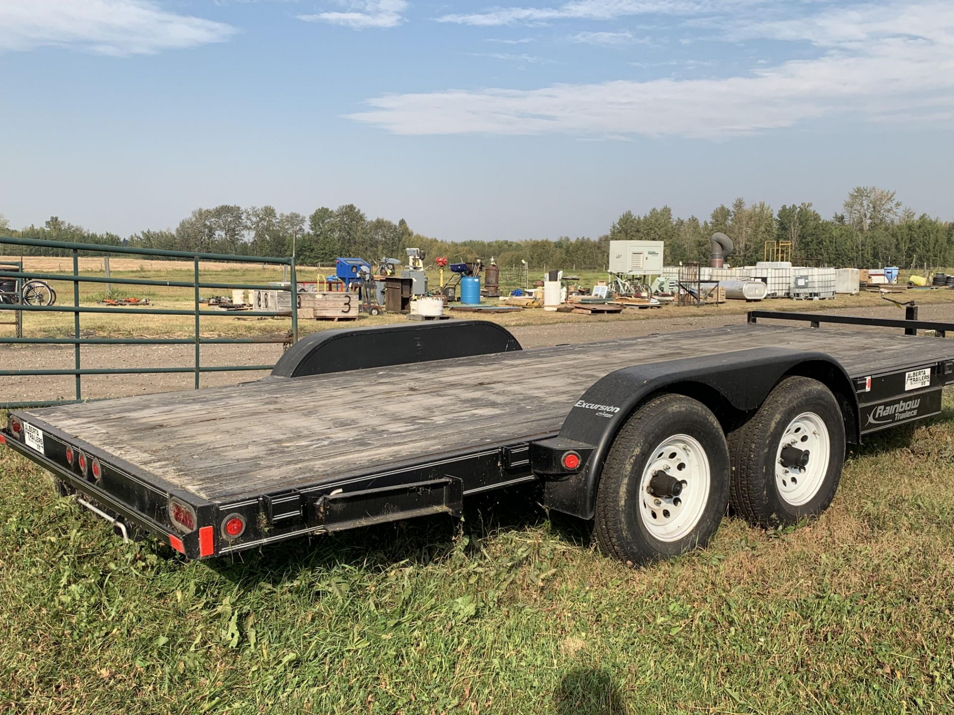 2014 RAINBOW TRAILERS 6518M EXCURSION 18FT FLAT DECK TRAILER, T/A, 4,950LBS AXLES, 9,900 LB GVWR, - Image 5 of 6