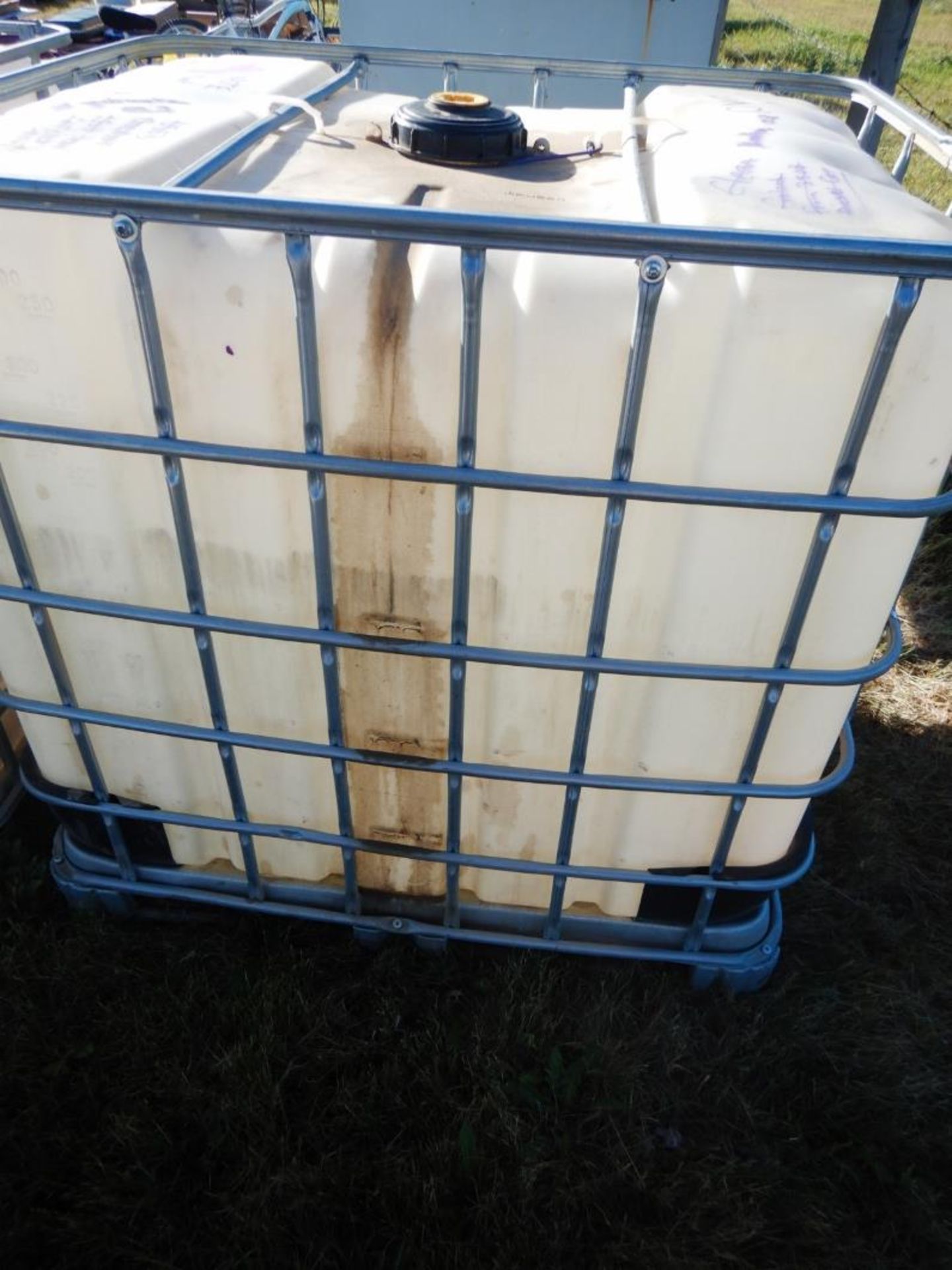1000L POLY TOTE W/ CAGE - WASTE COOLANT - Image 4 of 4