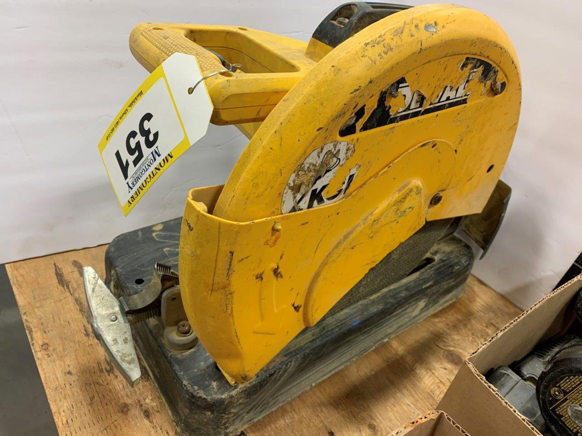 DEWALT 14" METAL CUT OFF SAW