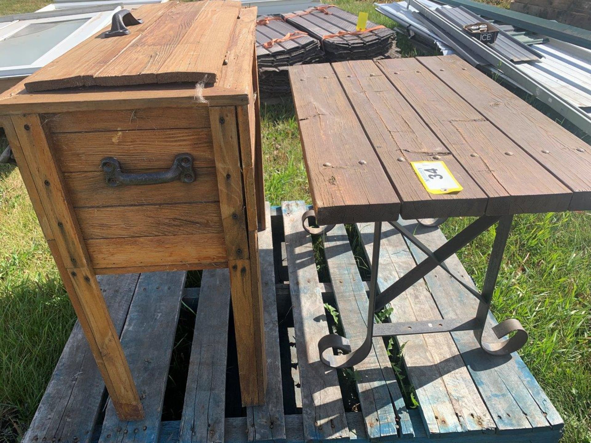 PATIO SIDE TABLE & COOLER - Image 3 of 4