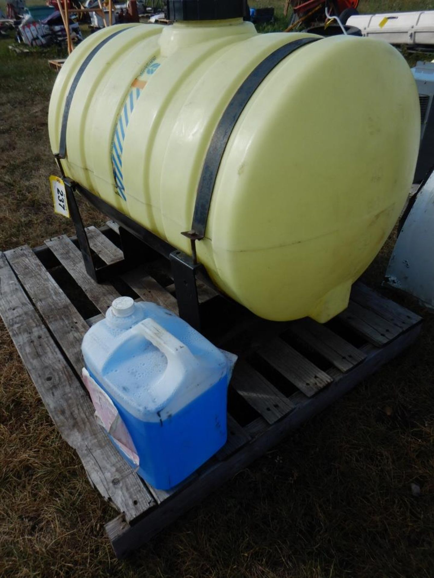 50 GAL POLY TANK W/ STAND & WINTERIZER - Image 5 of 5