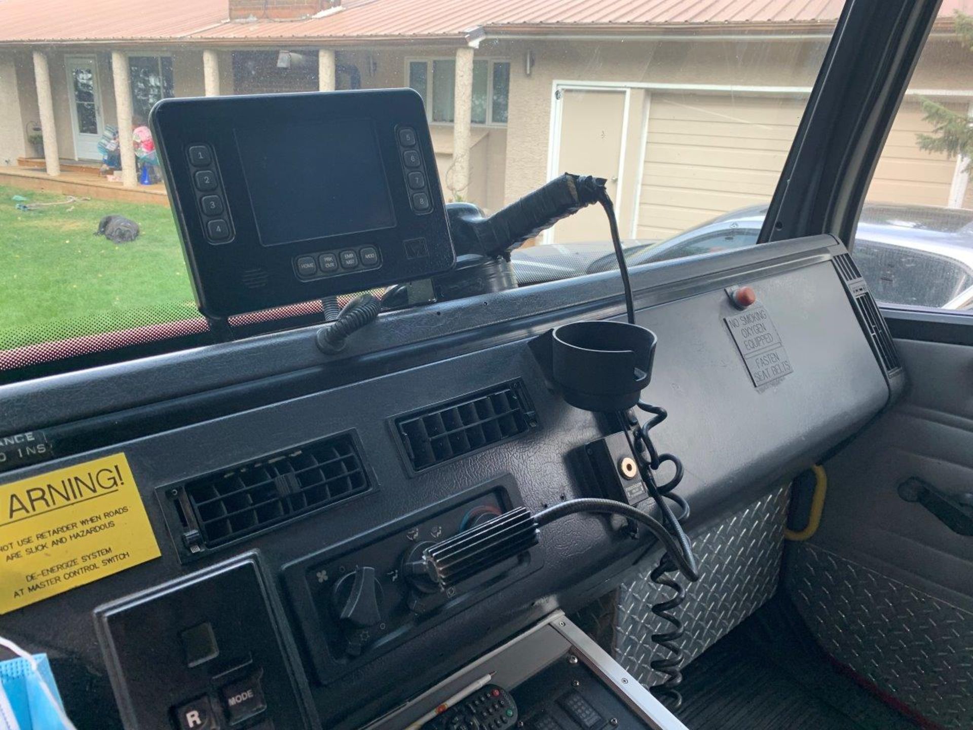 2002 FREIGHTLINER FL70 EXT CAB - FIRE PUMPER APPARATUS, 320,813KMS SHOWING - CERTIFIED FOR 2022 - Image 18 of 76