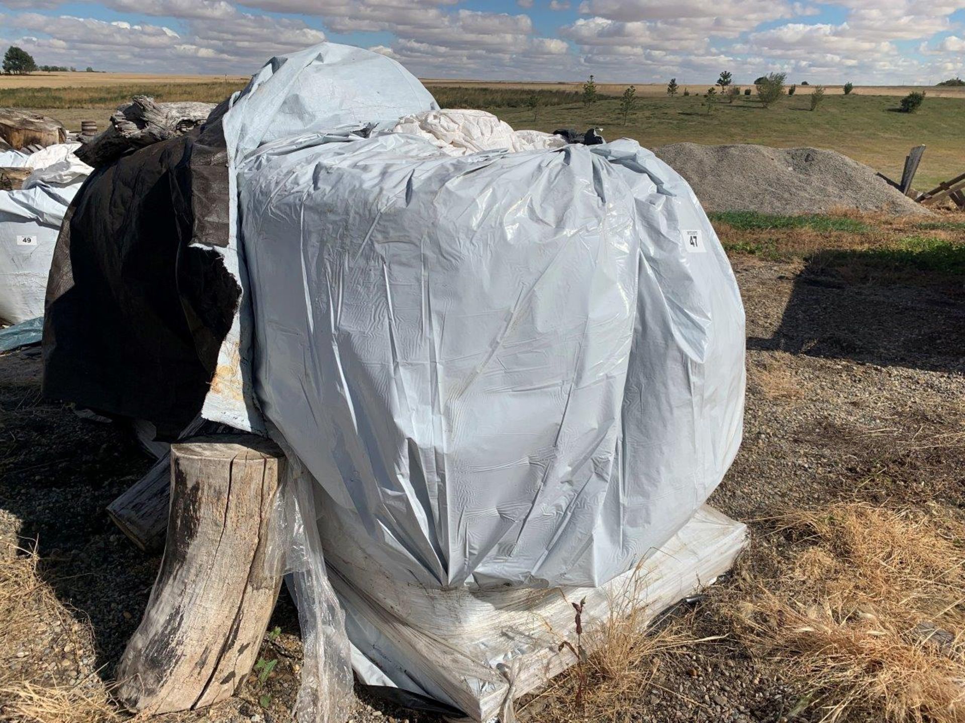 TOTE OF NATURAL ZEOLITE SOIL CONDITIONER - Image 3 of 4