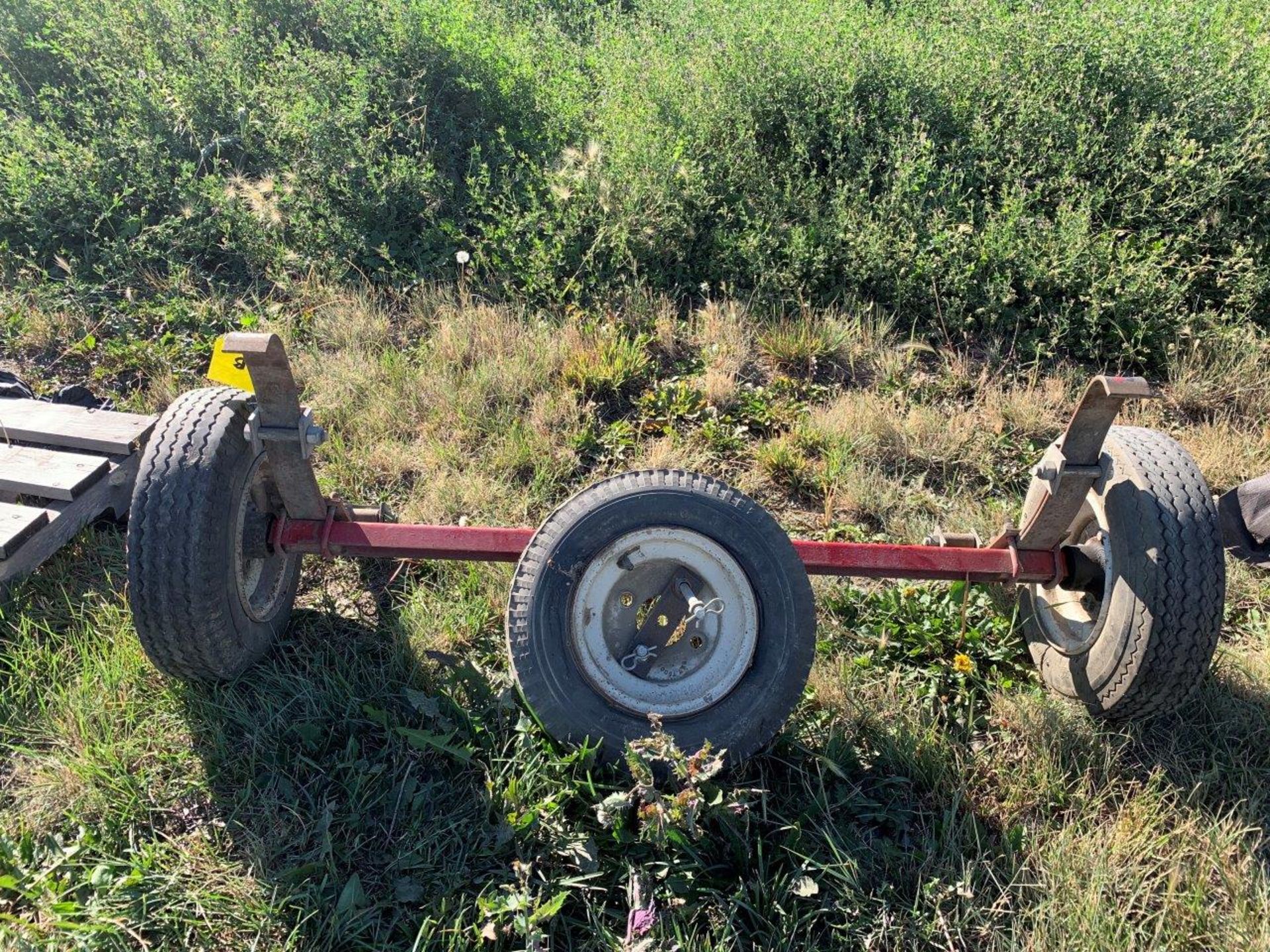 AXLE FOR UTILITY TRAILER W/ LEAF SPRINGS, 4.80X4.00-8 TIRES