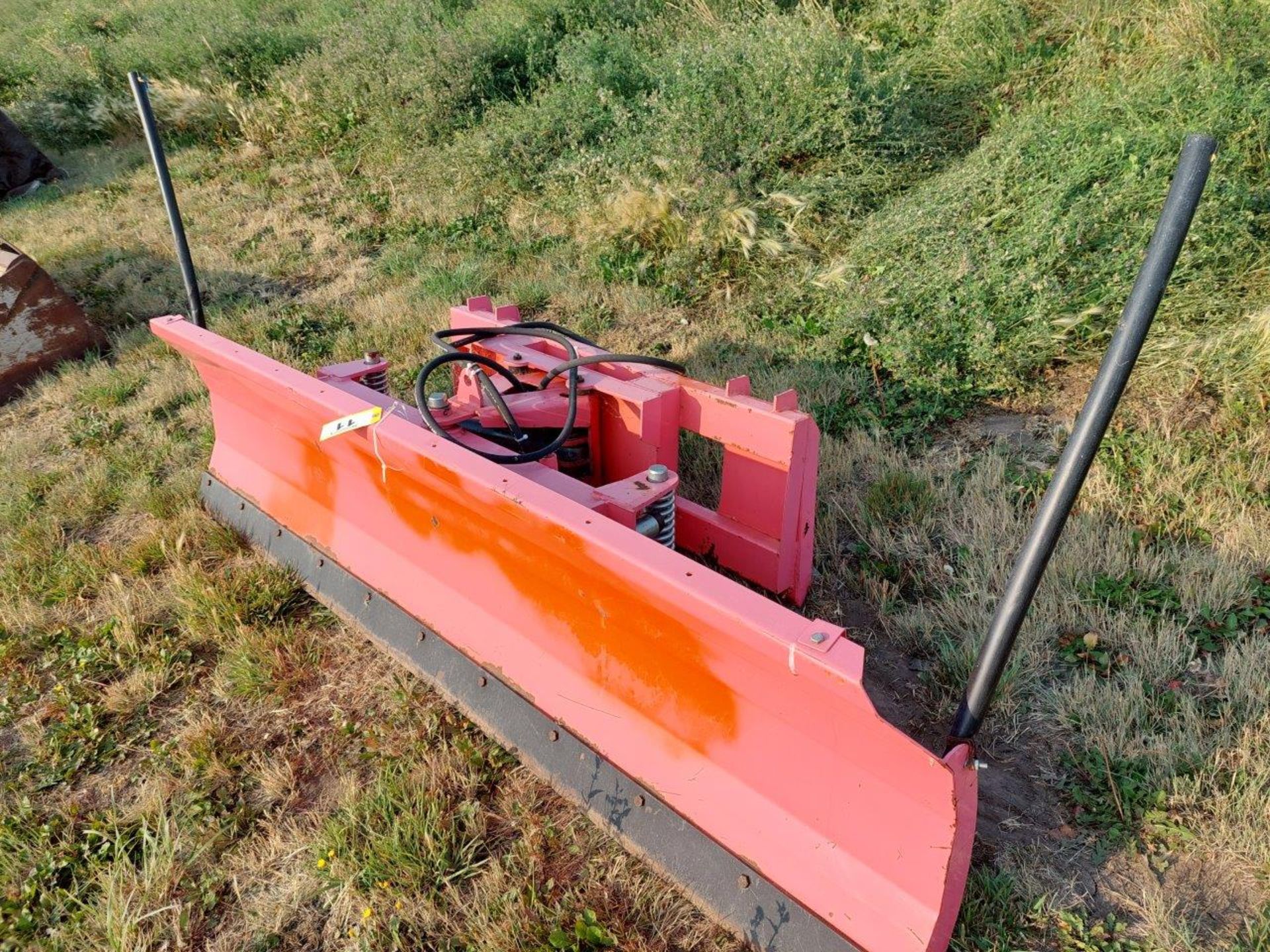 94IN TMG INDUSTRIAL SKID STEER SNOW BLADE HYDRAULIC SWIVEL - Image 2 of 7