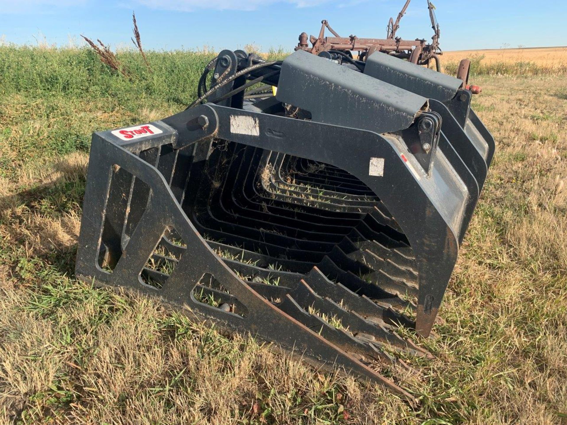 STOUT SKID STEER ROOT ROCK GRAPPLE HD72-3 6FT - Image 4 of 8