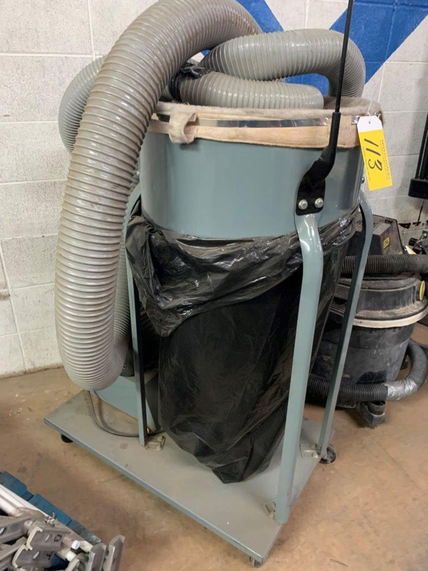 KING CANADA SINGLE BAG DUST COLLECTOR - Image 2 of 3
