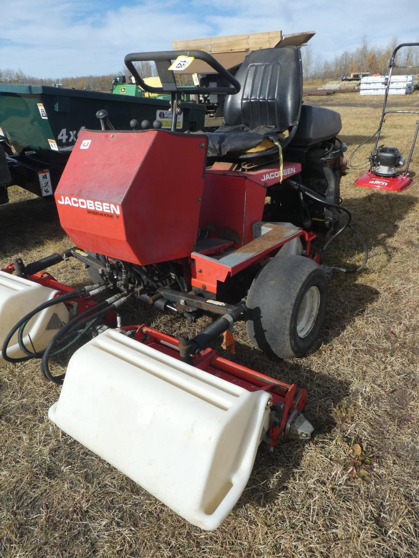 JACOBSON GREEN KING IV GOLF GREEN RIDE ON REEL MOWER, 70" CUT, 1909 HRS SHOWING S/N 622285927 - RUNN - Image 3 of 6