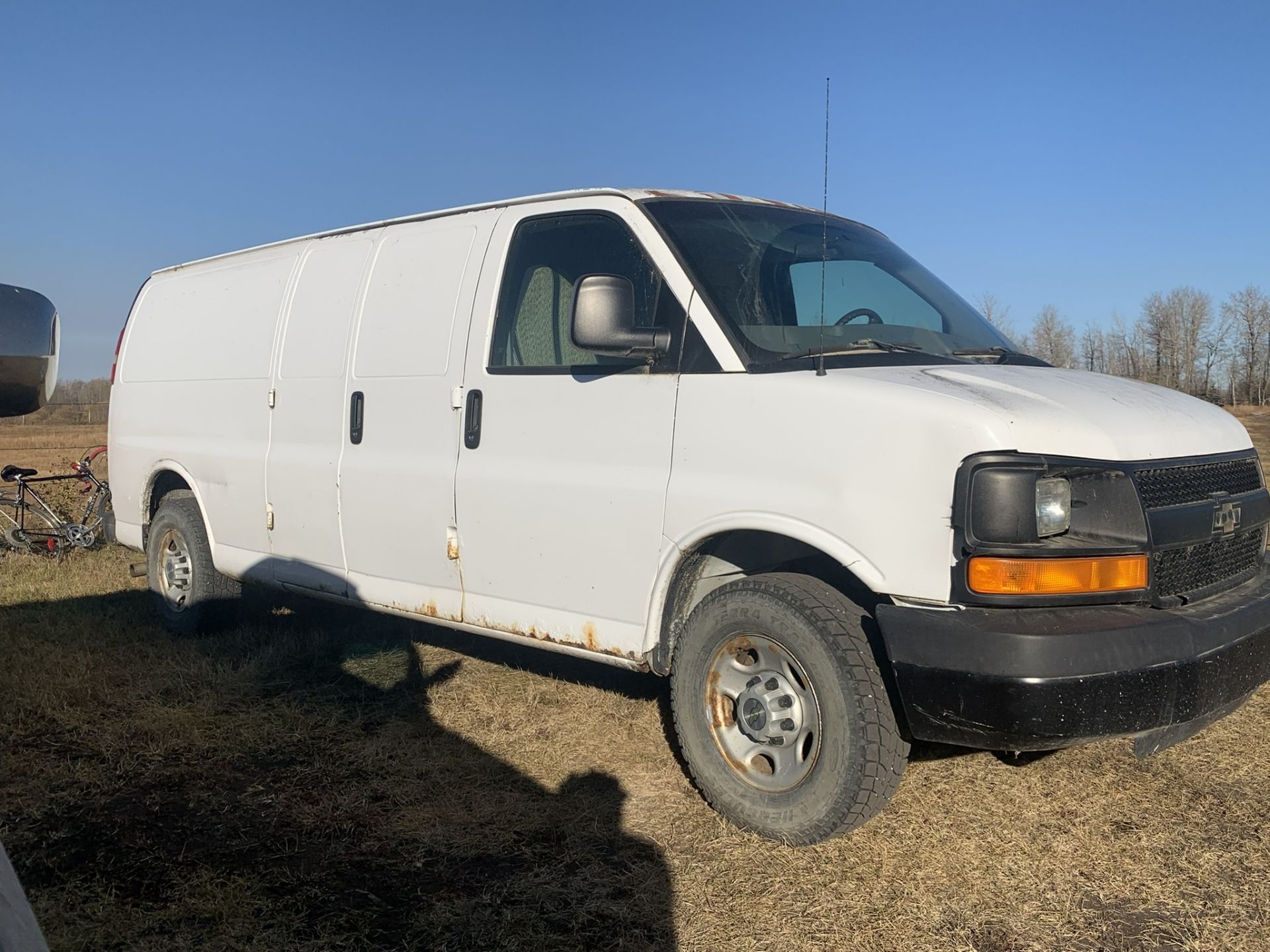 2007 CHEVROLET EXPRESS 2500 CARGO VAN , 2WD, 4.8L LR4 GAS ENG., 266,297 KMS SHOWING