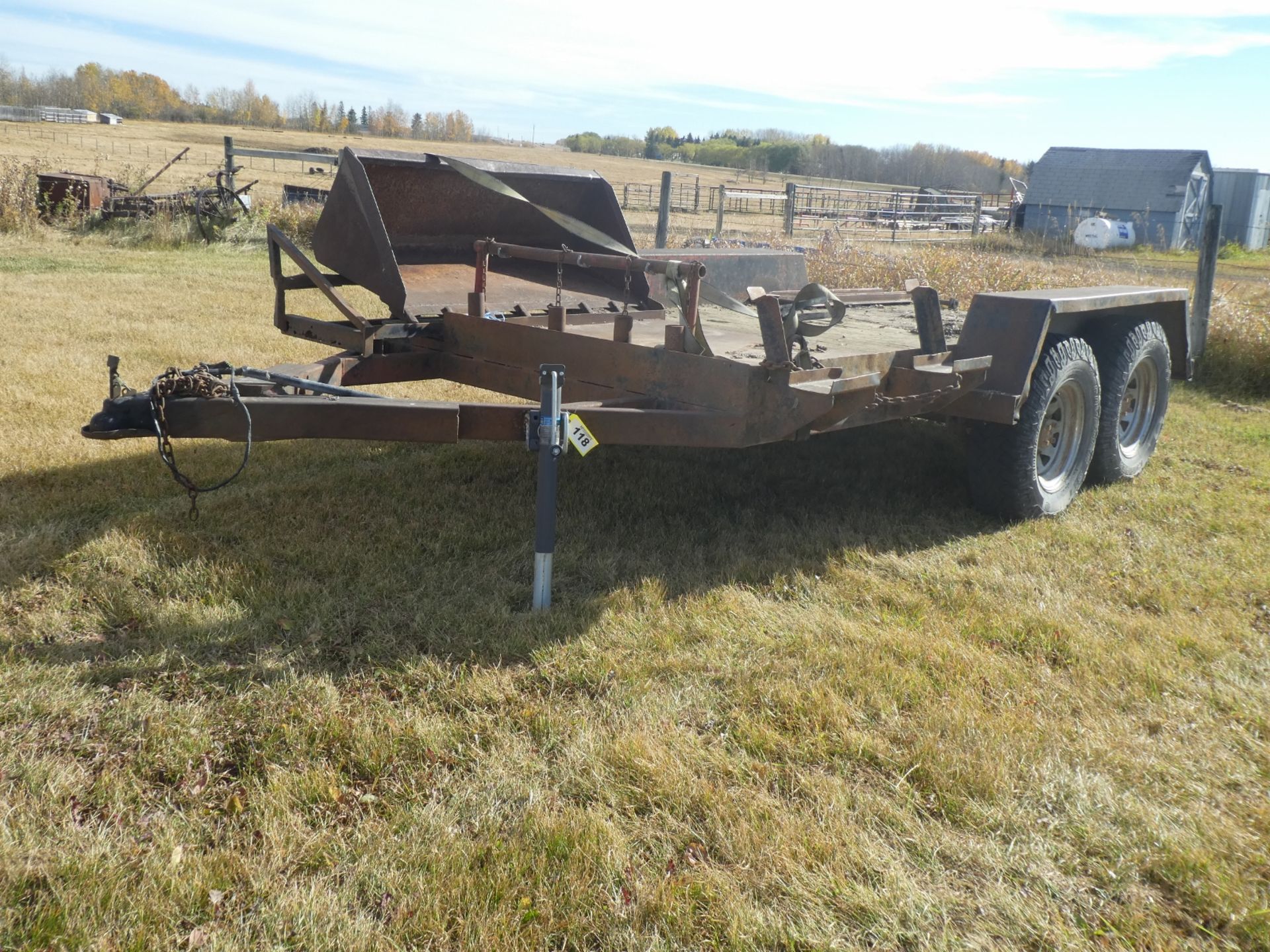 SHOP BUILT 12FTX6FT FLAT DECK T/A TRAILER W/ RAMPS, 48" SKID STEER BUCKET (NO VIN - NEVER