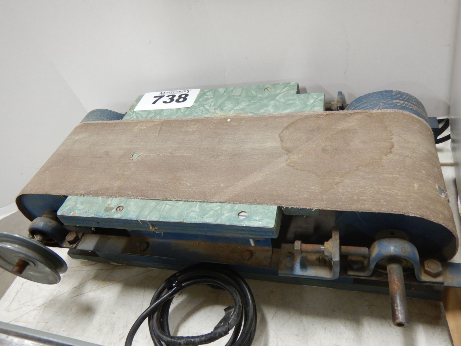 SHOP BUILT STATIONARY BELT SANDER - Image 3 of 4