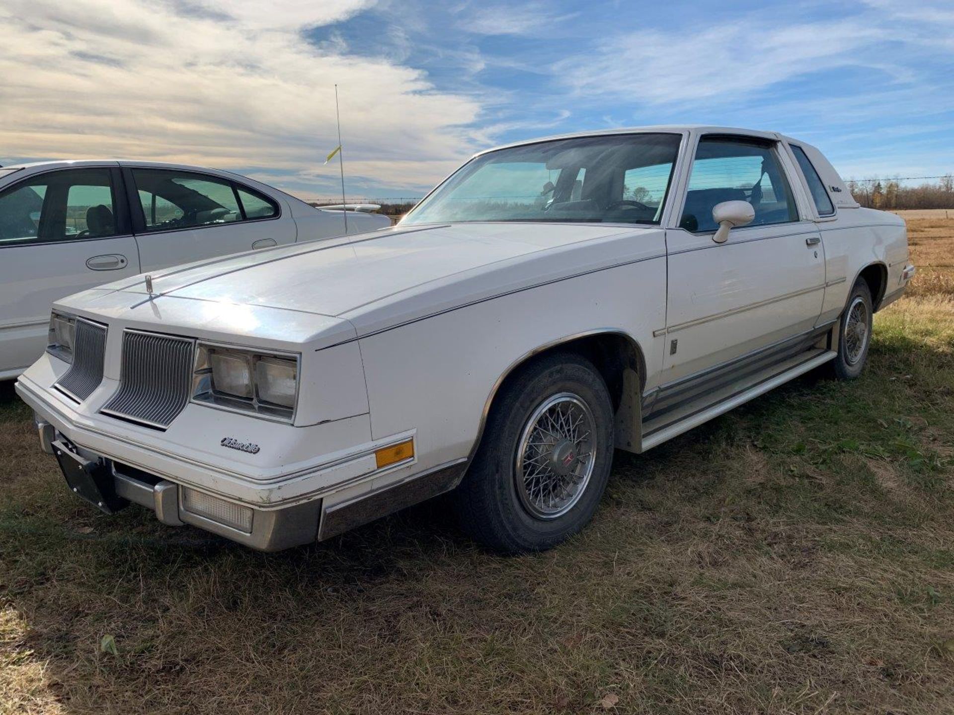 1986 OLDS CUTLAS SUPREME HARDTOP COUPE, 135,000KMS SHOWING