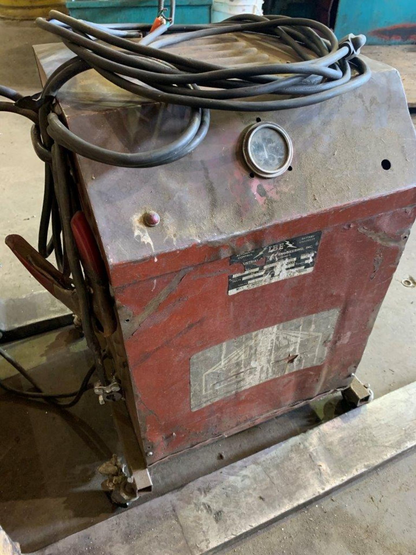 YALE WALK BEHIND ELECTRIC FORKLIFT, 2000 LB, W/ CHARGER. WORKING WELL - Image 17 of 17