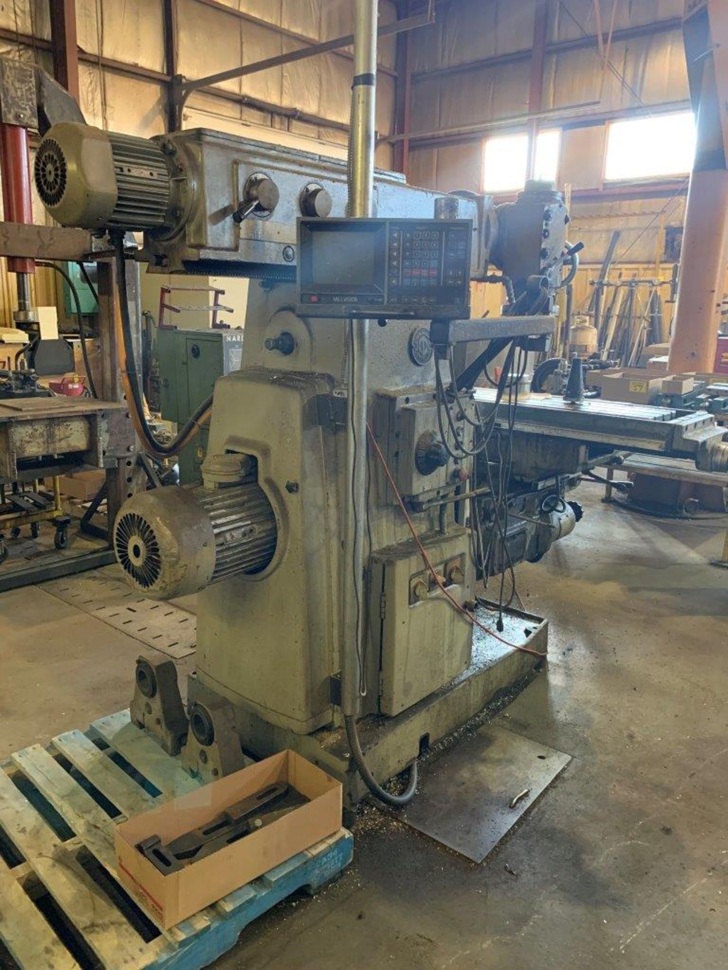 1976 STANKO CONVENTIONAL SADDLE TYPE MILLING MACHINE W/ 48“ TRAVEL & DIGITAL READ OUT., MODEL 6P83W, - Image 4 of 18