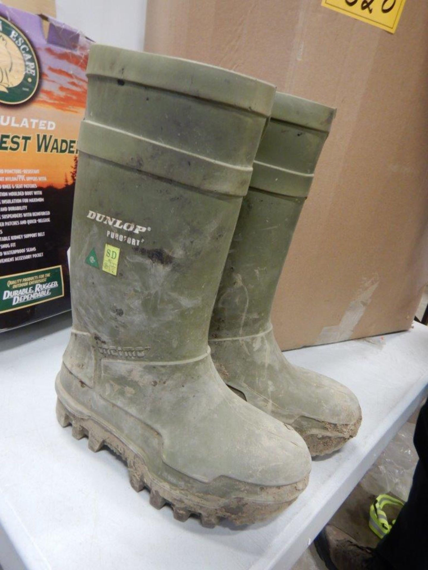 INSULATED NORTHERN ESCAPE CHEST WADERS & ASSORTED RUBBER BOOTS - Image 2 of 5