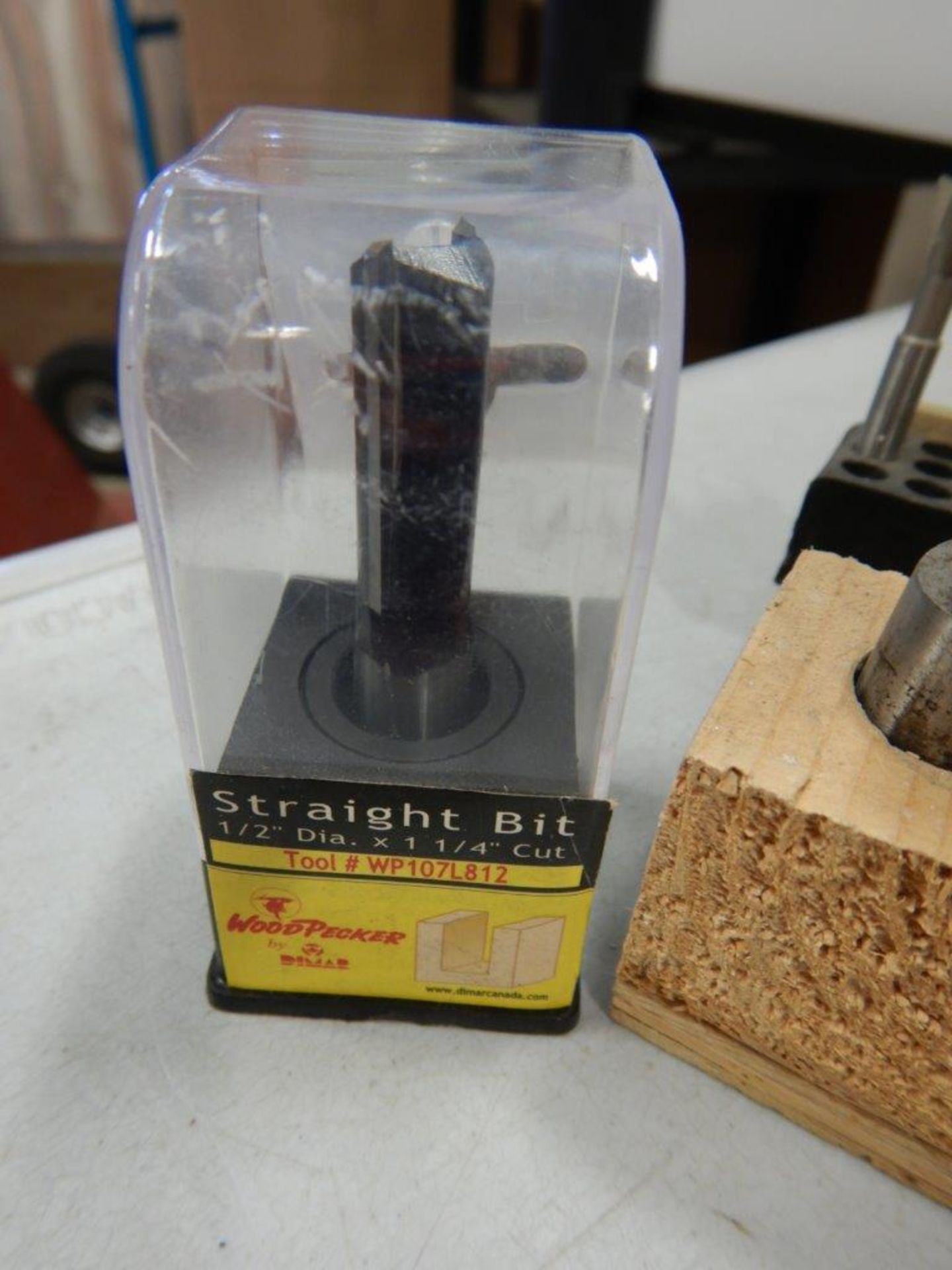 L/O ASSORTED ROUTER BITS AND DRILL BITS, SPADE BITS, ETC. - Image 6 of 6