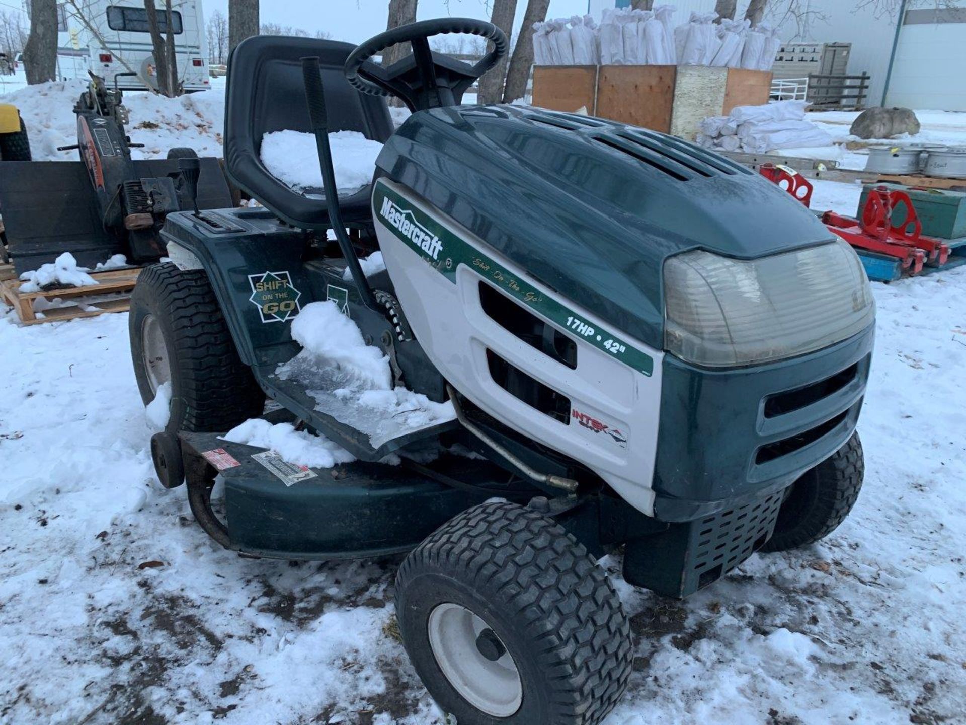 MASTERCRAFT RIDE ON LAWN MOWER W/ 42" DECK, 17HP GAS ENGINE, SHIFT-ON-THE-GO, S/N 1B199130047 - Image 3 of 6