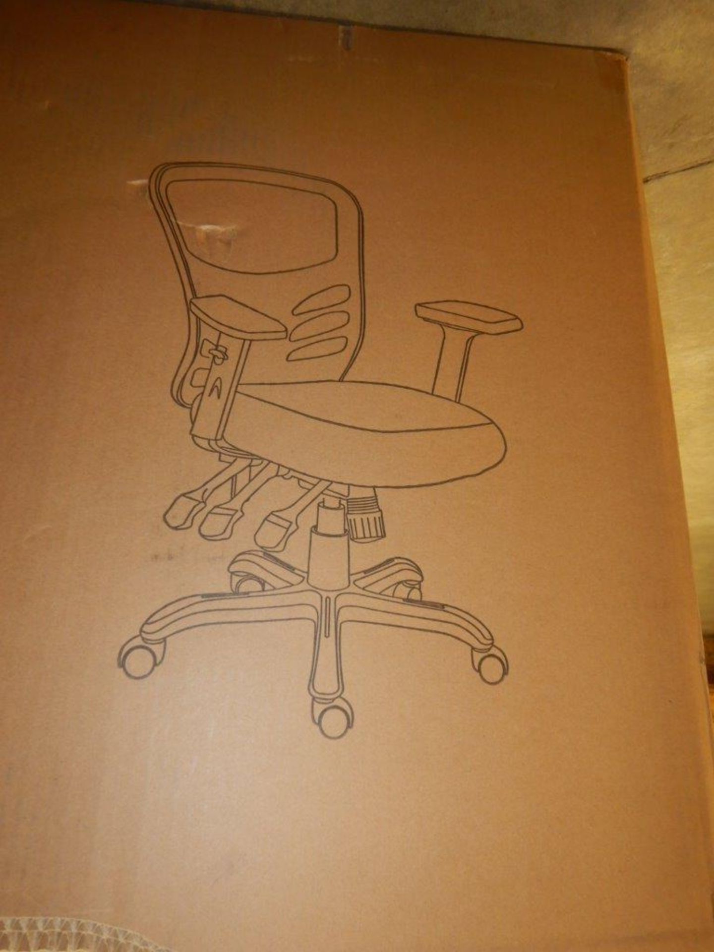 ERGONOMIC MID BACK MESH DESK/COMPUTER CHAIR W/ ADJUSTABLE SEAT, ASSEMBLY REQUIRED - Image 2 of 2