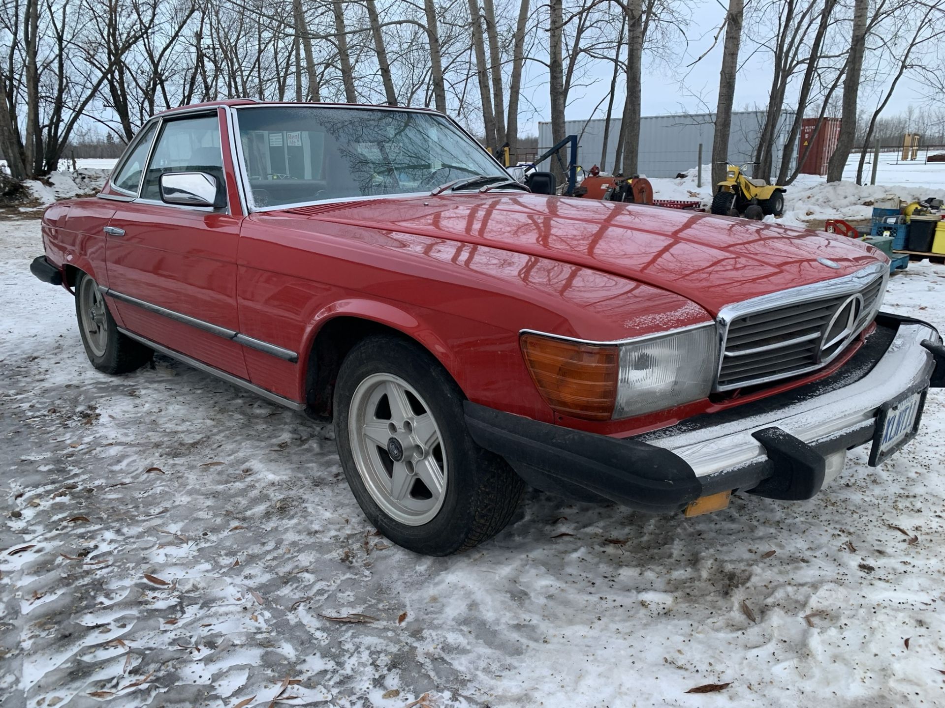 1984 MERCEDES 380 SL CONVERTIBLE HARDTOP, RWD, 3.8L V8, 173,259 MILES SHOWING, S/N WDBBA45A3EA006227 - Image 2 of 9