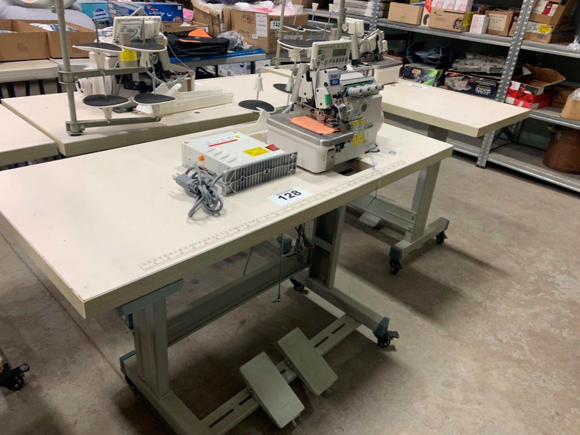 DOIT EX AUTOMATIC SEWING MACHINE W/ TABLE, FOOT PEDALS, MOTOR, S/N DT3216EX-02/233/KS/DD