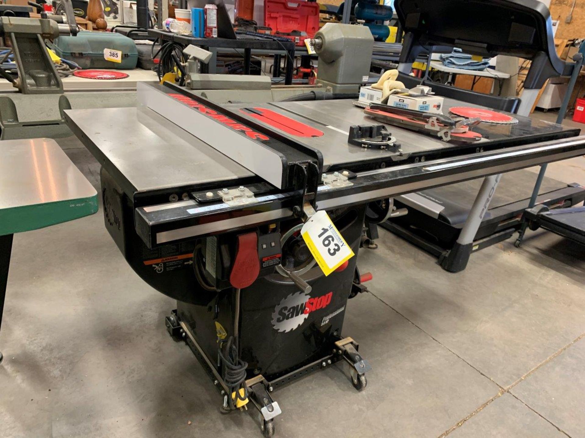 SAW-STOP PCS 31230 10" COMMERCIAL GRADE TABLE SAW W/ SAW STOP TECH., VACUUM ARMS, EXTRA BRAKE
