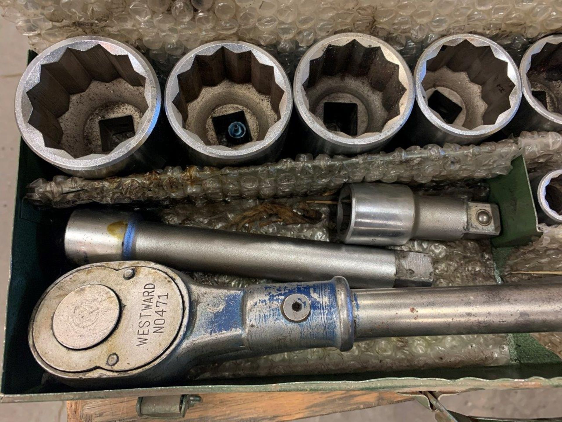 3/4" DRIVE SOCKET SET (SOME PEICES MISSING) - Image 3 of 4