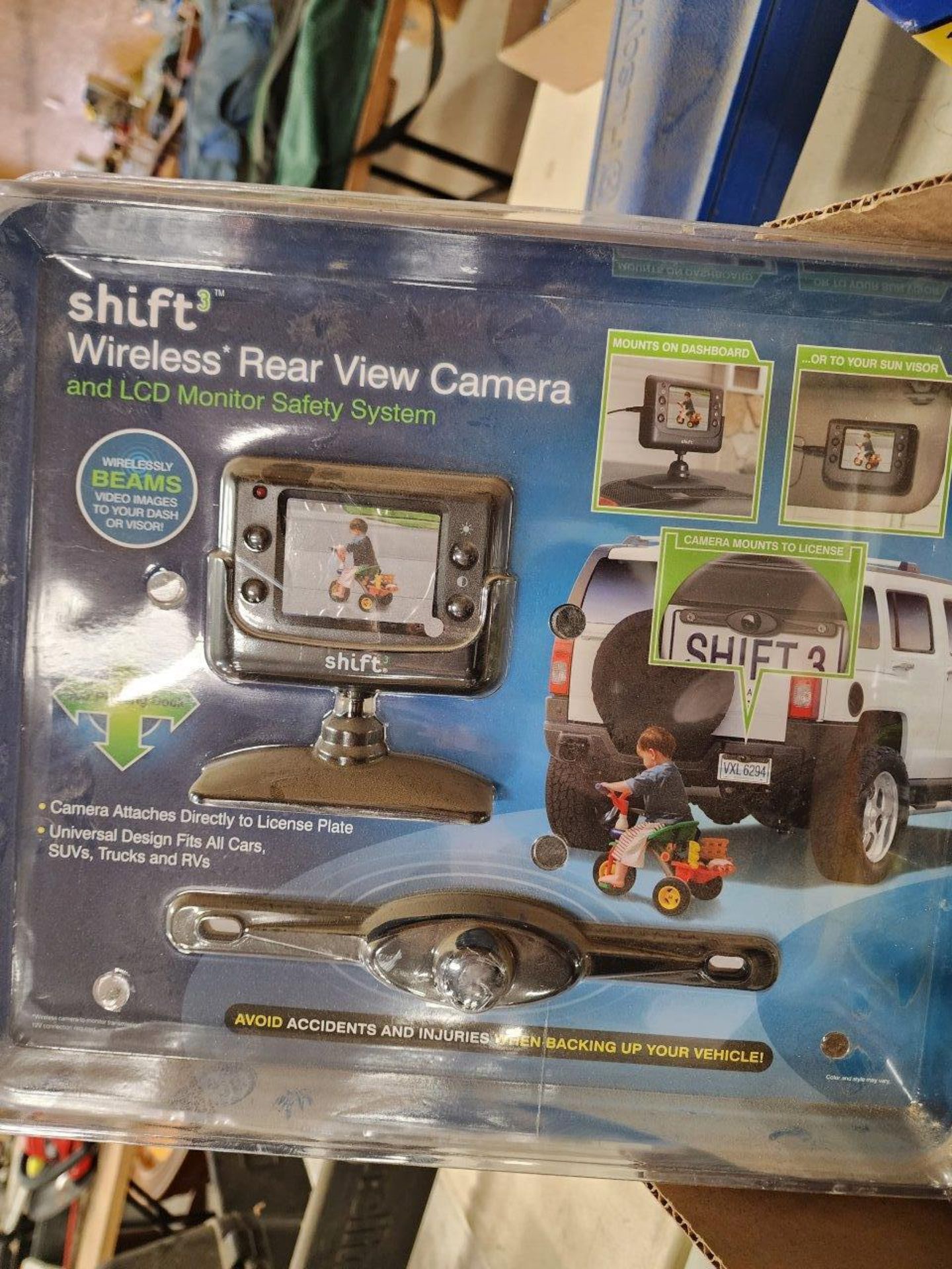 SHIFT WIRELESS REAR VIEW CAMERA, COLEMAN 1.5W SOLAR CHARGER, CARGO NET FOR P/U TRUCK - Image 4 of 6