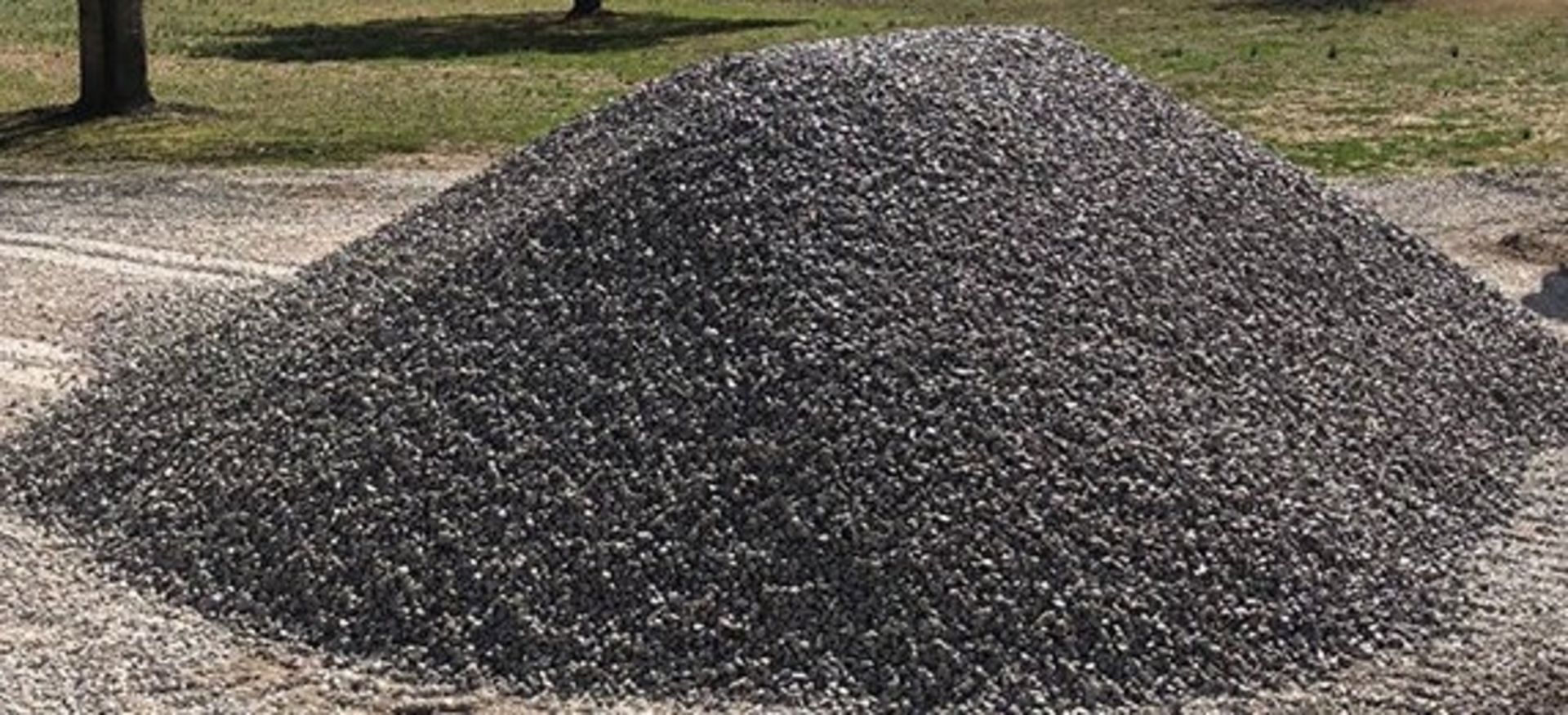 6 Yards of 3/4" Crushed Gravel Delivered In 10km Proximity to Lacombe - Donated By: D&M Concrete, - Image 2 of 2