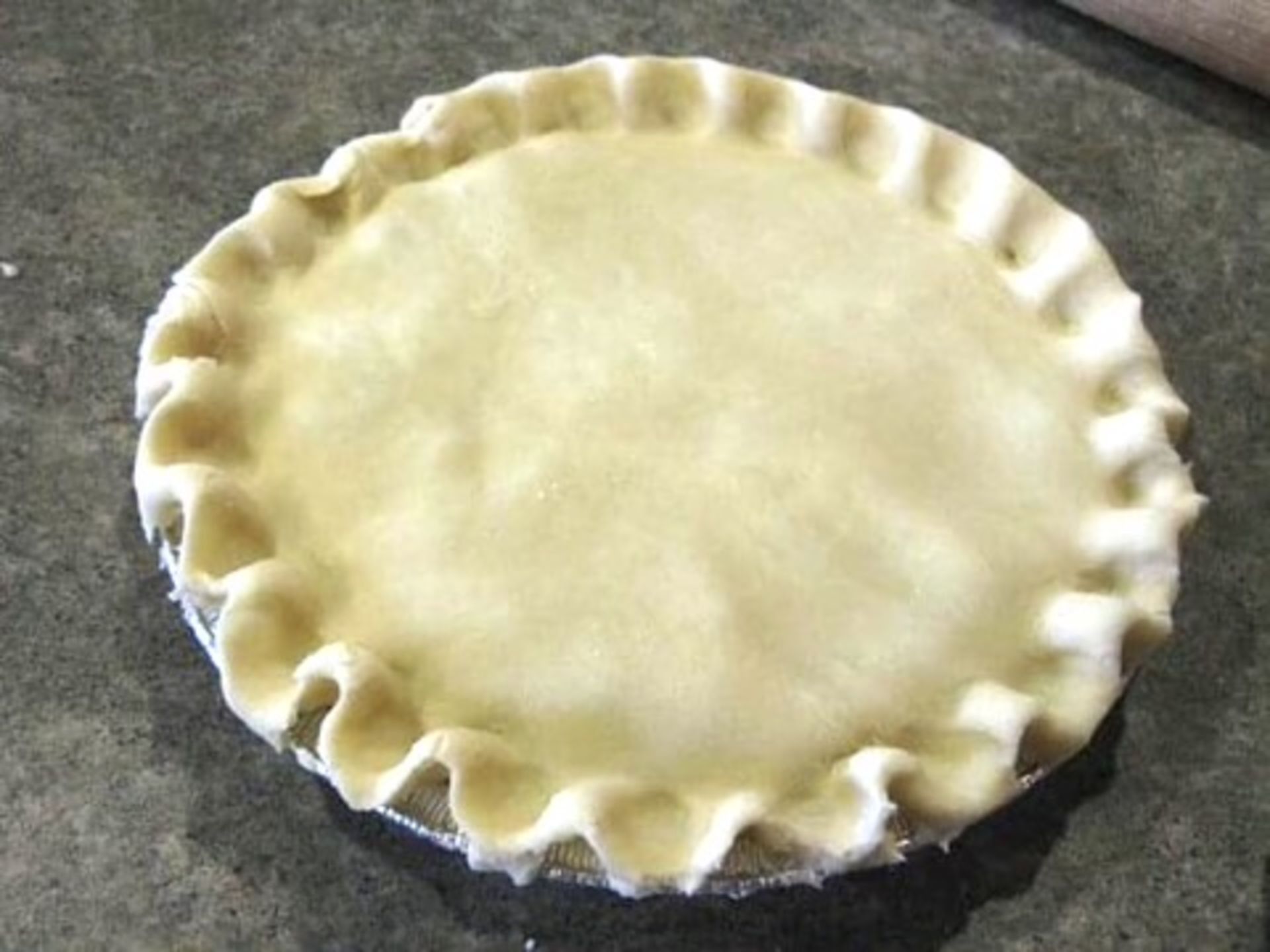 3 of The Worlds Best Homemade Apple Pies w/ homemade crust from scratch - Incl. Non-stick Oven Gaurd - Image 2 of 3