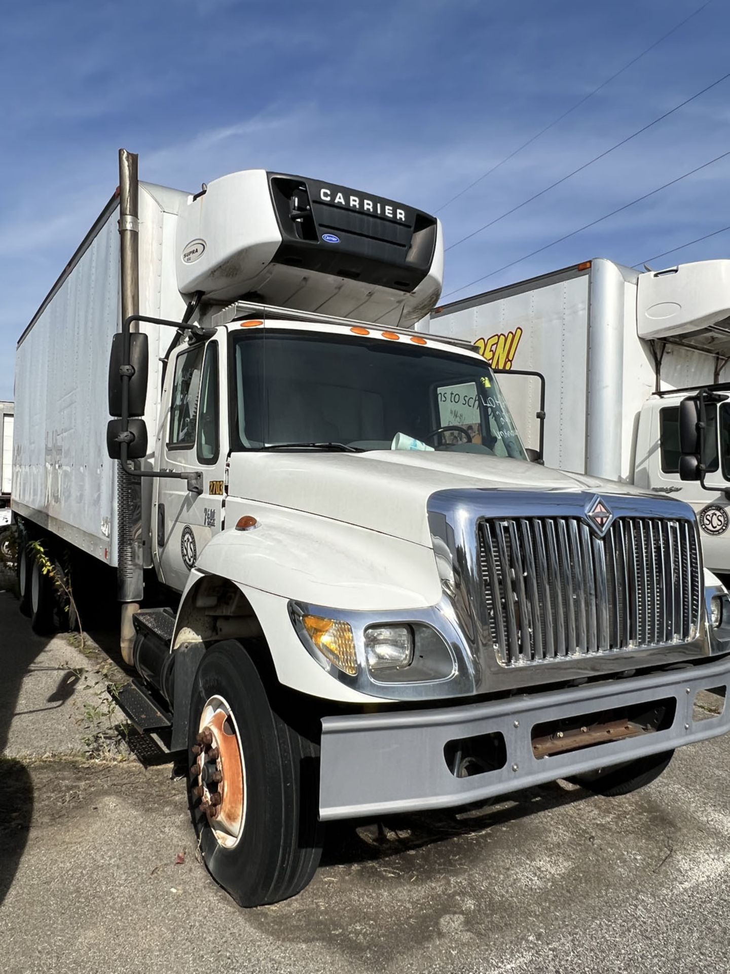 2007 INTL 7400 BOB TRUCK - Image 2 of 10