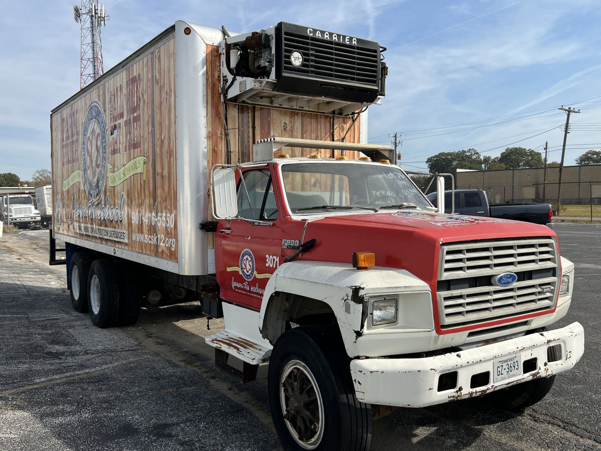 1994 FORD FT900 BOX TRUCK - Image 2 of 8