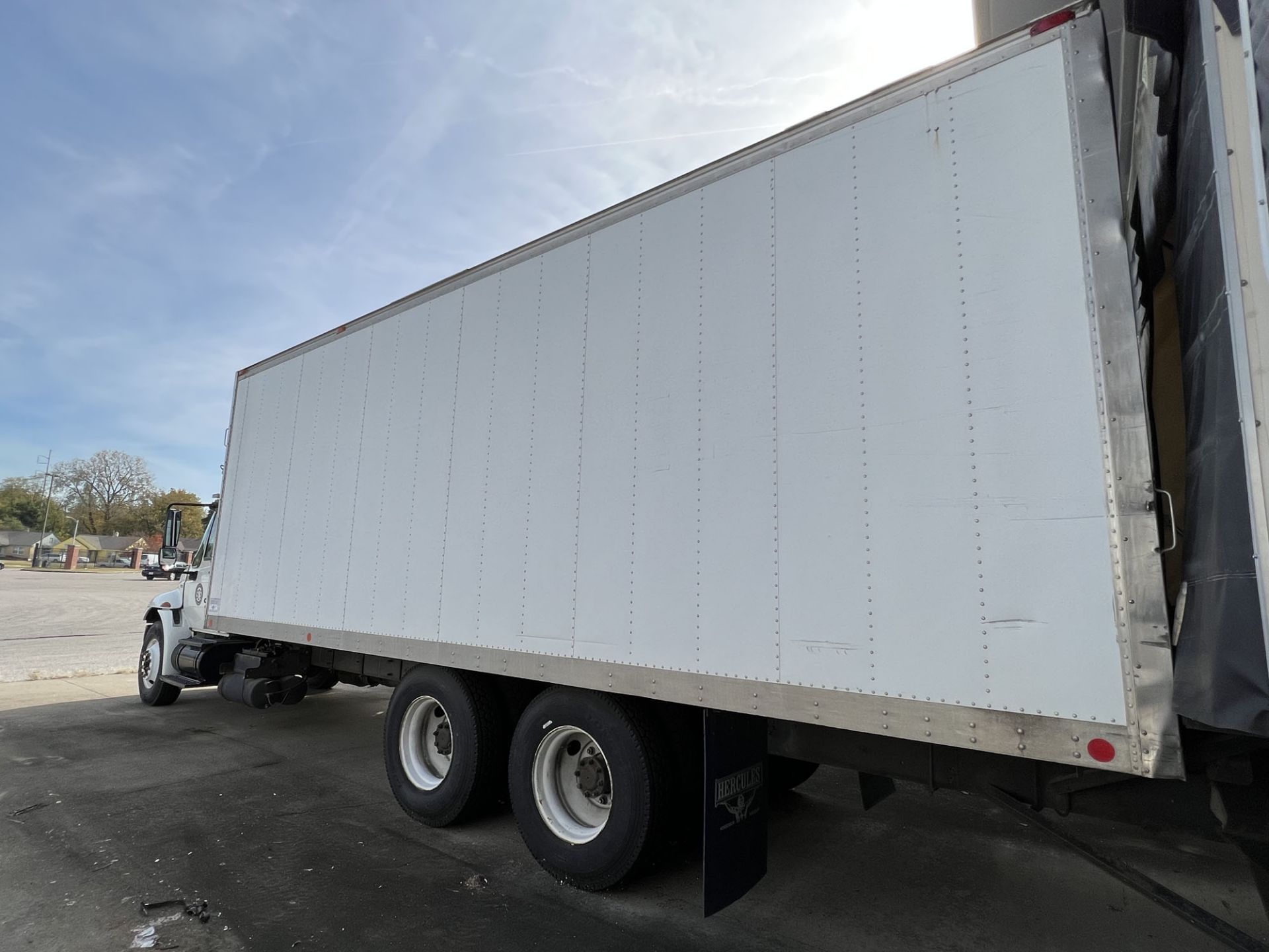 2010 INTL 4400 REFRIGERATED TRUCK - Image 3 of 6