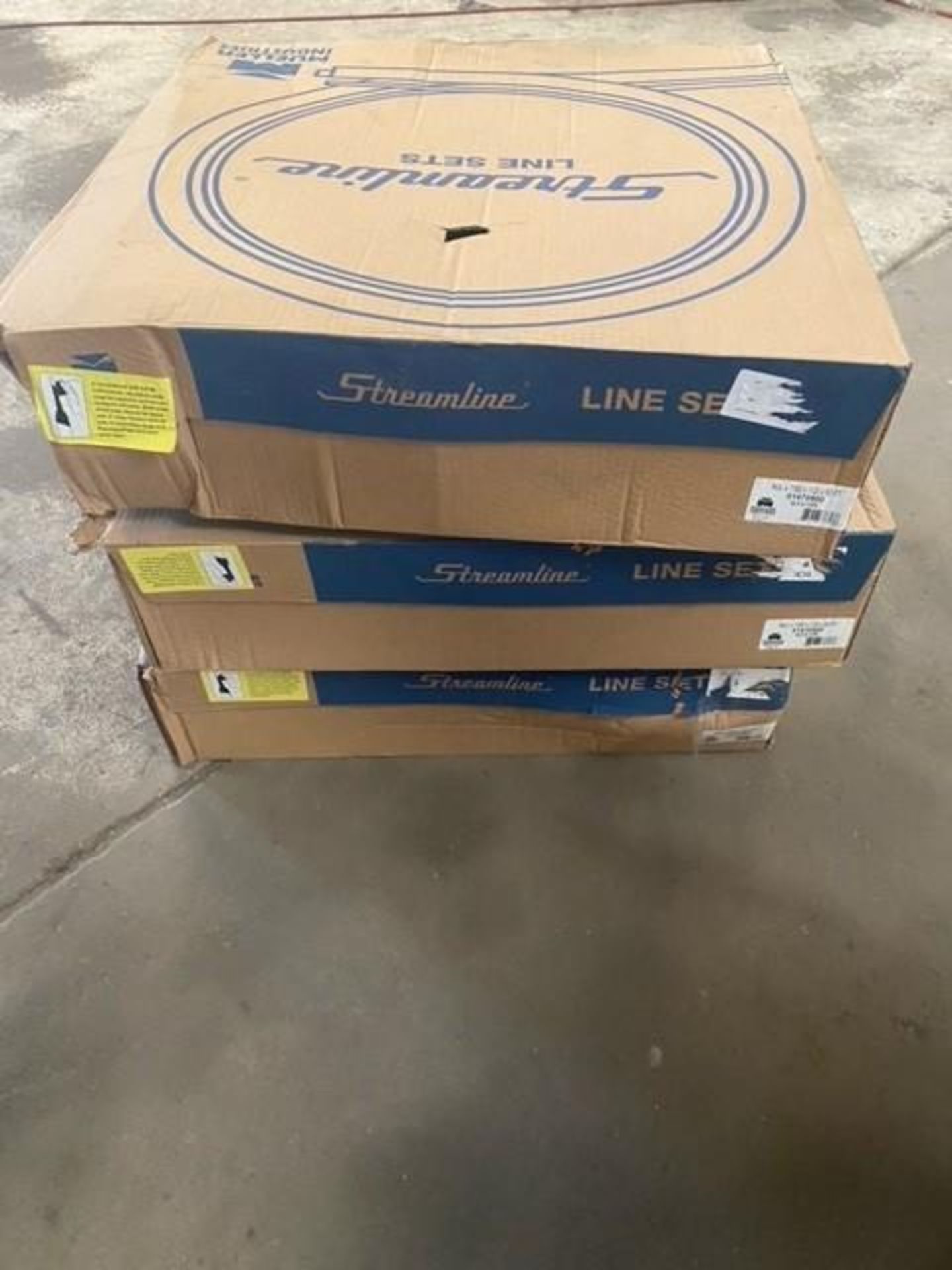 Lot of Streamline Line Sets