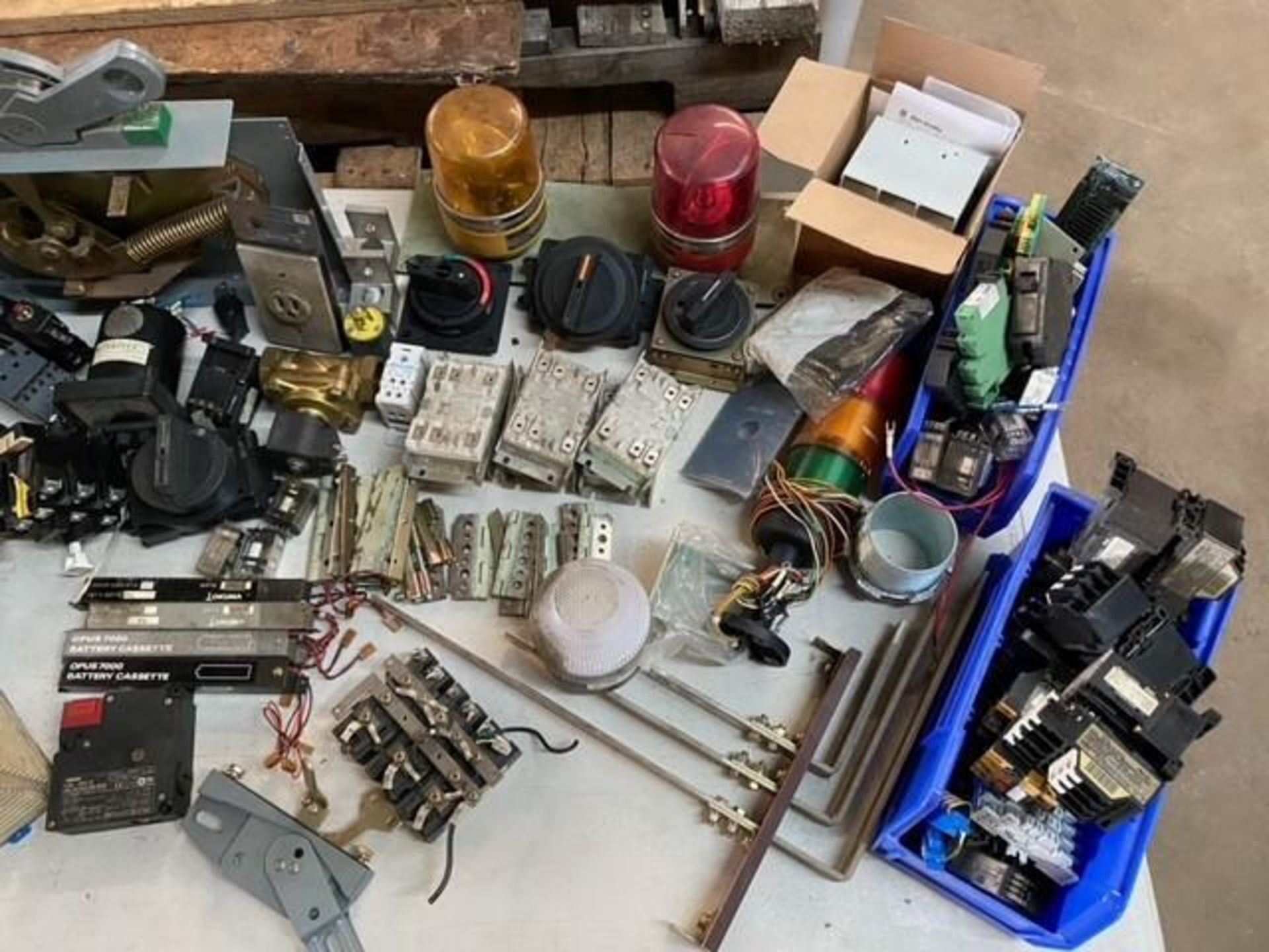 HUGE Lot of Electrical Supplies - Image 2 of 11