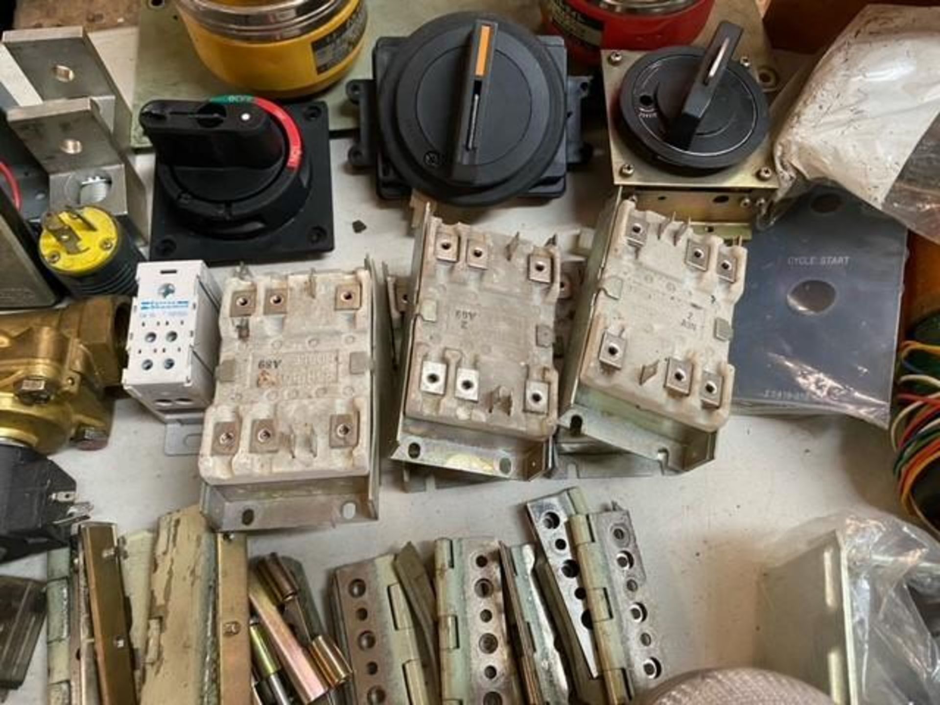 HUGE Lot of Electrical Supplies - Image 11 of 11