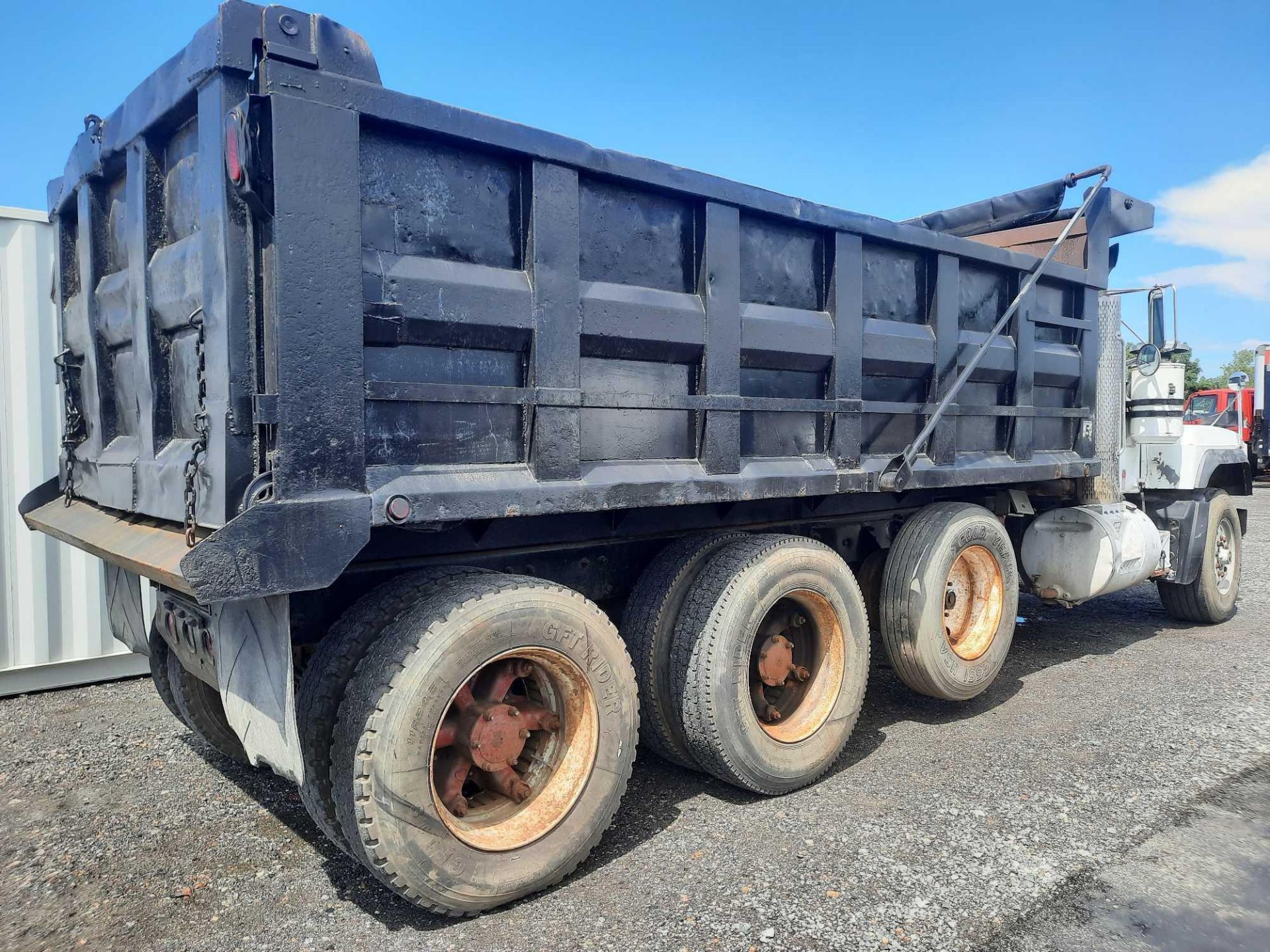 1996 Mack T/A Dump Truck - Image 4 of 38