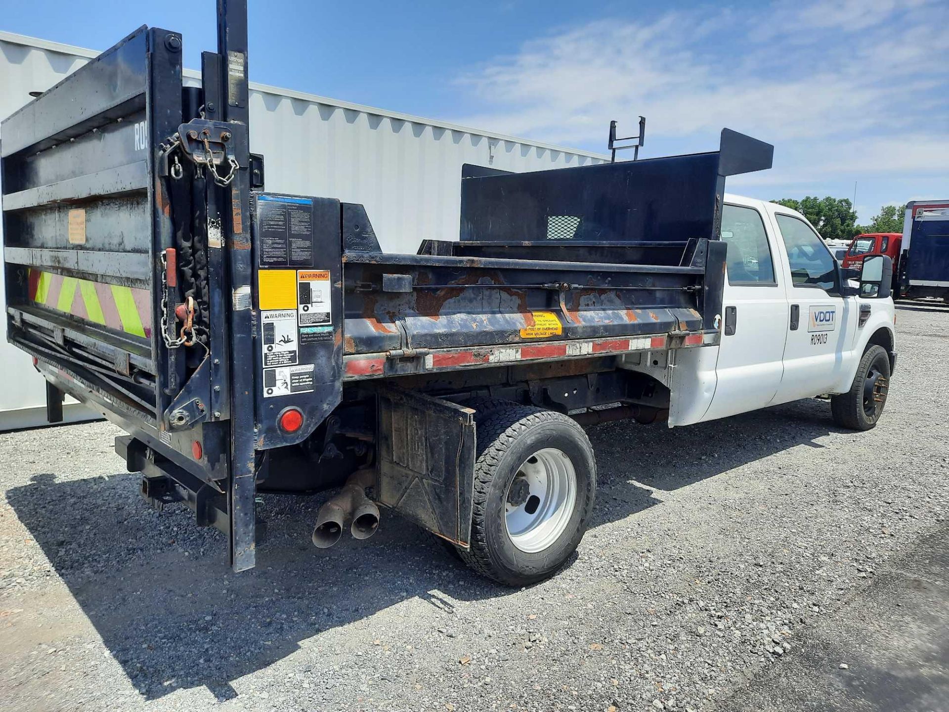 2008 Ford F350 Crew Cab Super Duty Dump Truck - Image 5 of 40