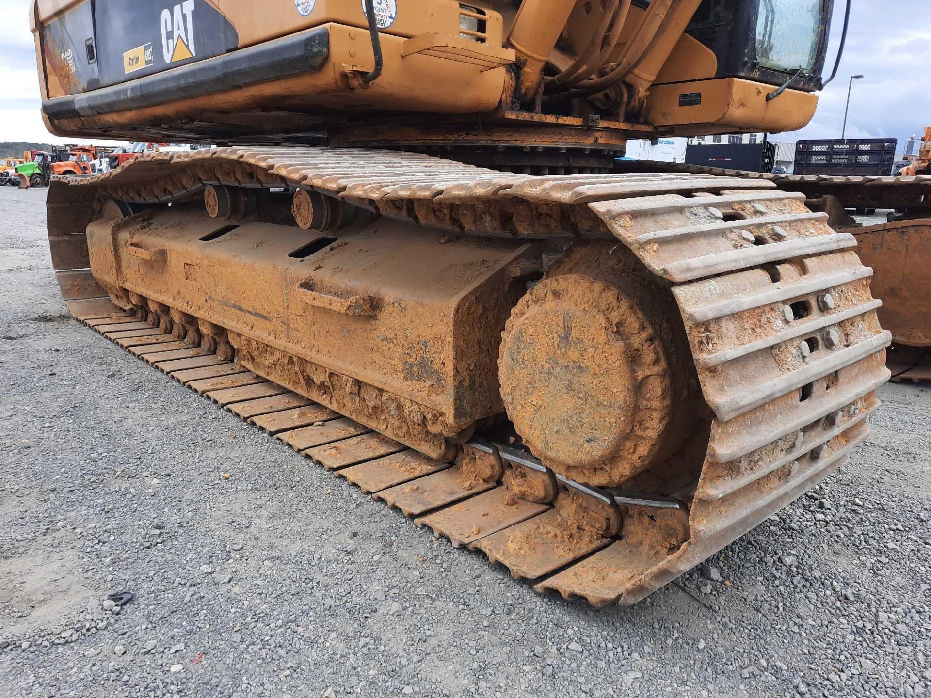 (SUBJECT TO OWNER CONFIRMATION) 2007 Caterpillar 330DL Excavator - Image 53 of 80