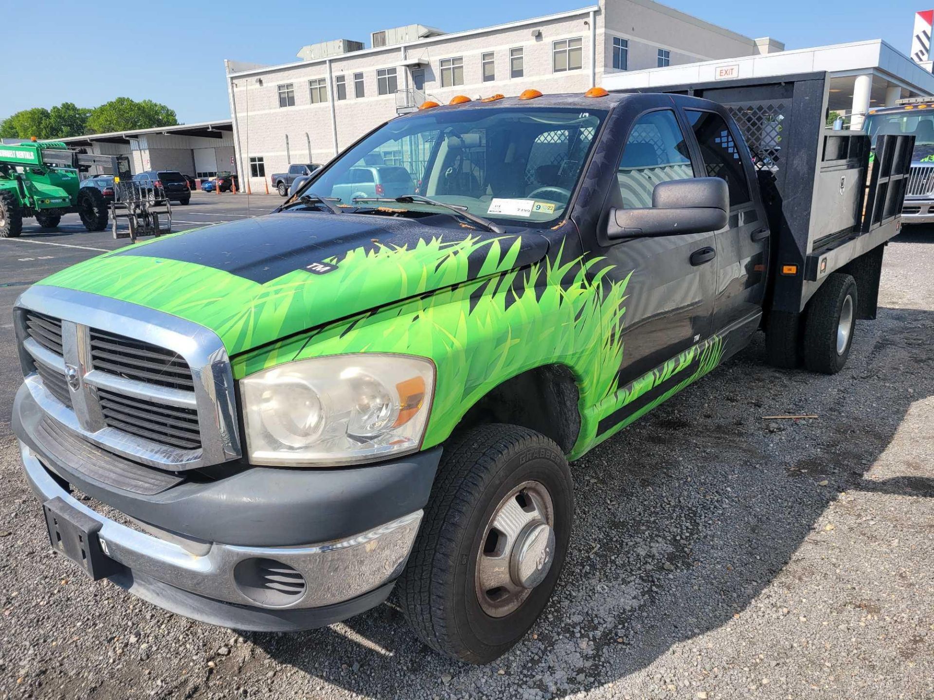 2007 Dodge Crew Cab Truck - Image 8 of 50