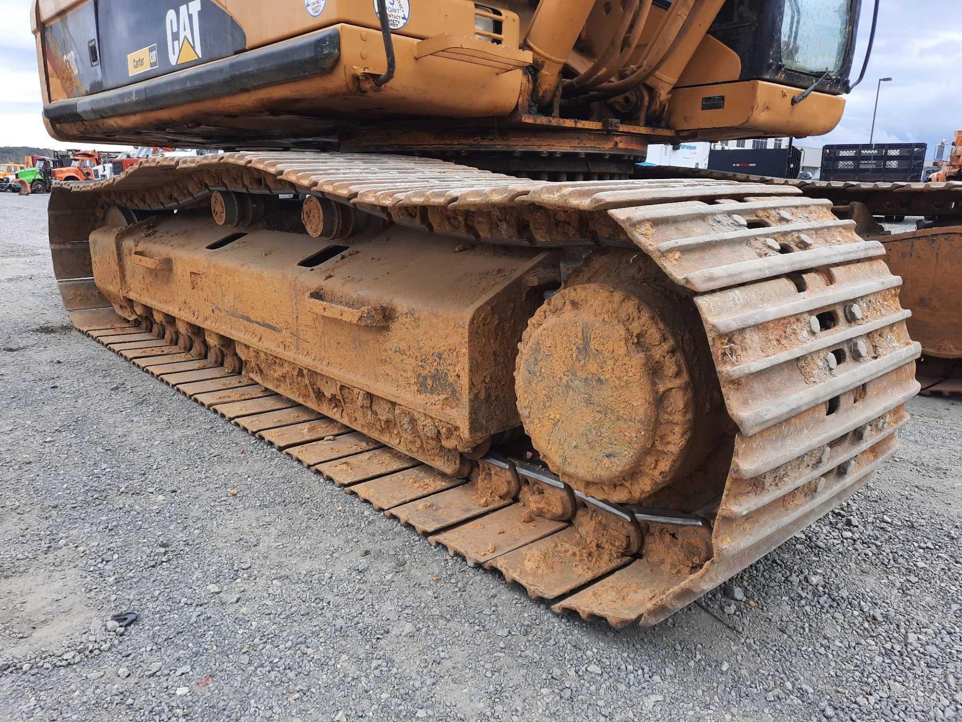 (SUBJECT TO OWNER CONFIRMATION) 2007 Caterpillar 330DL Excavator - Image 54 of 80