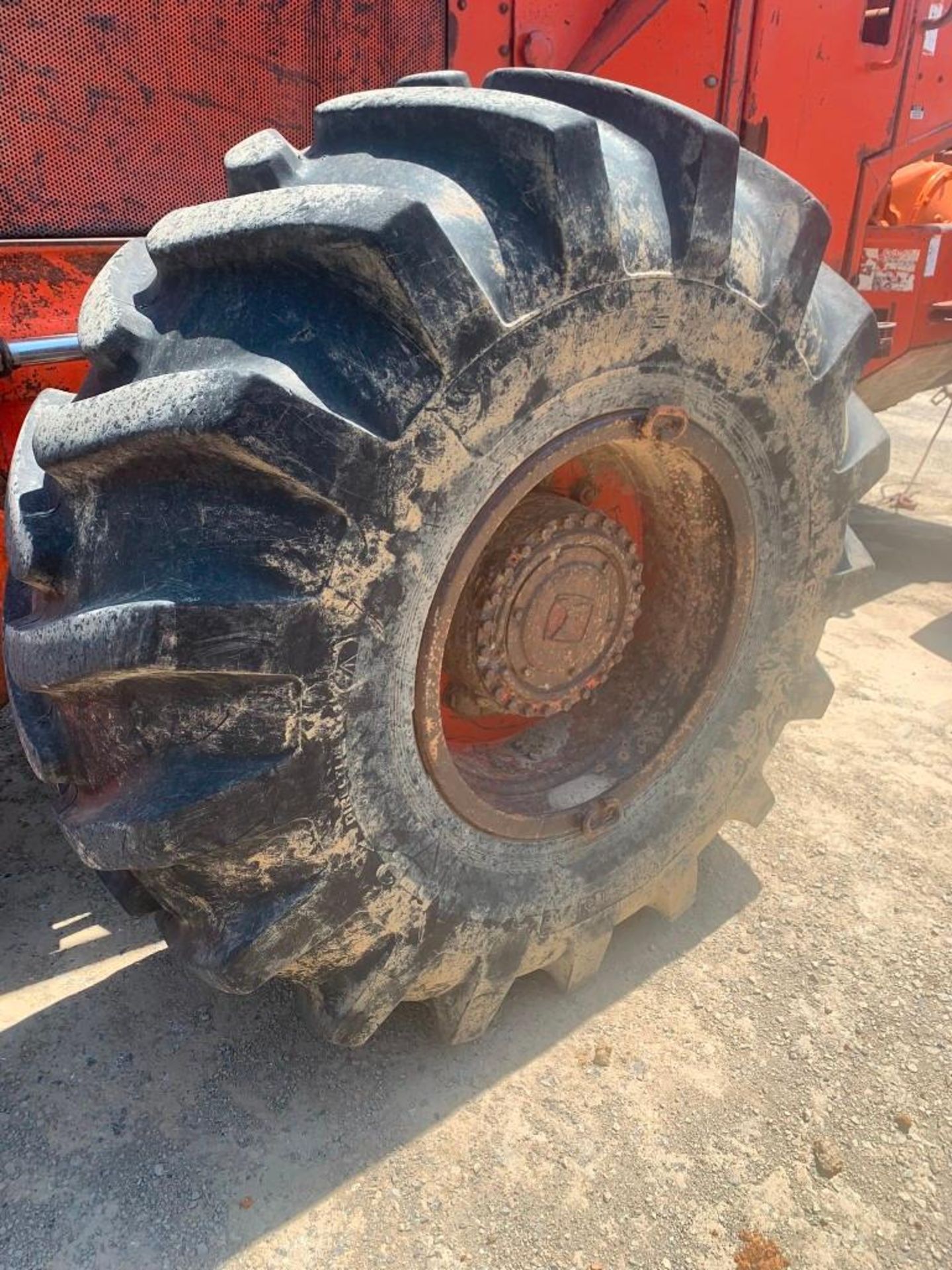 Timberjack 380B Skidder - Image 39 of 80