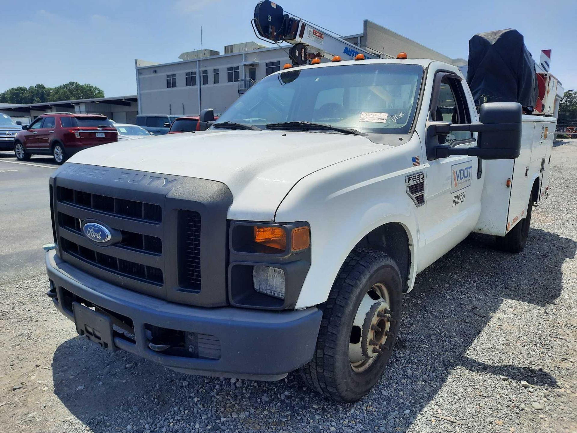 2008 Ford F350 Super Duty Service Truck - Image 2 of 32