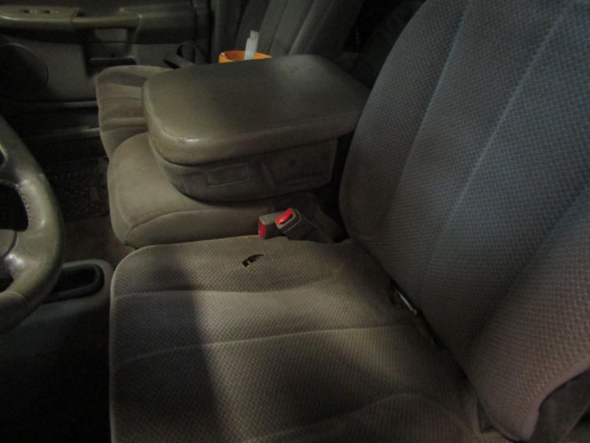 2005 Dodge Ram 2500 4x4 Crew Cab Short Bed (INOP) - Image 6 of 12