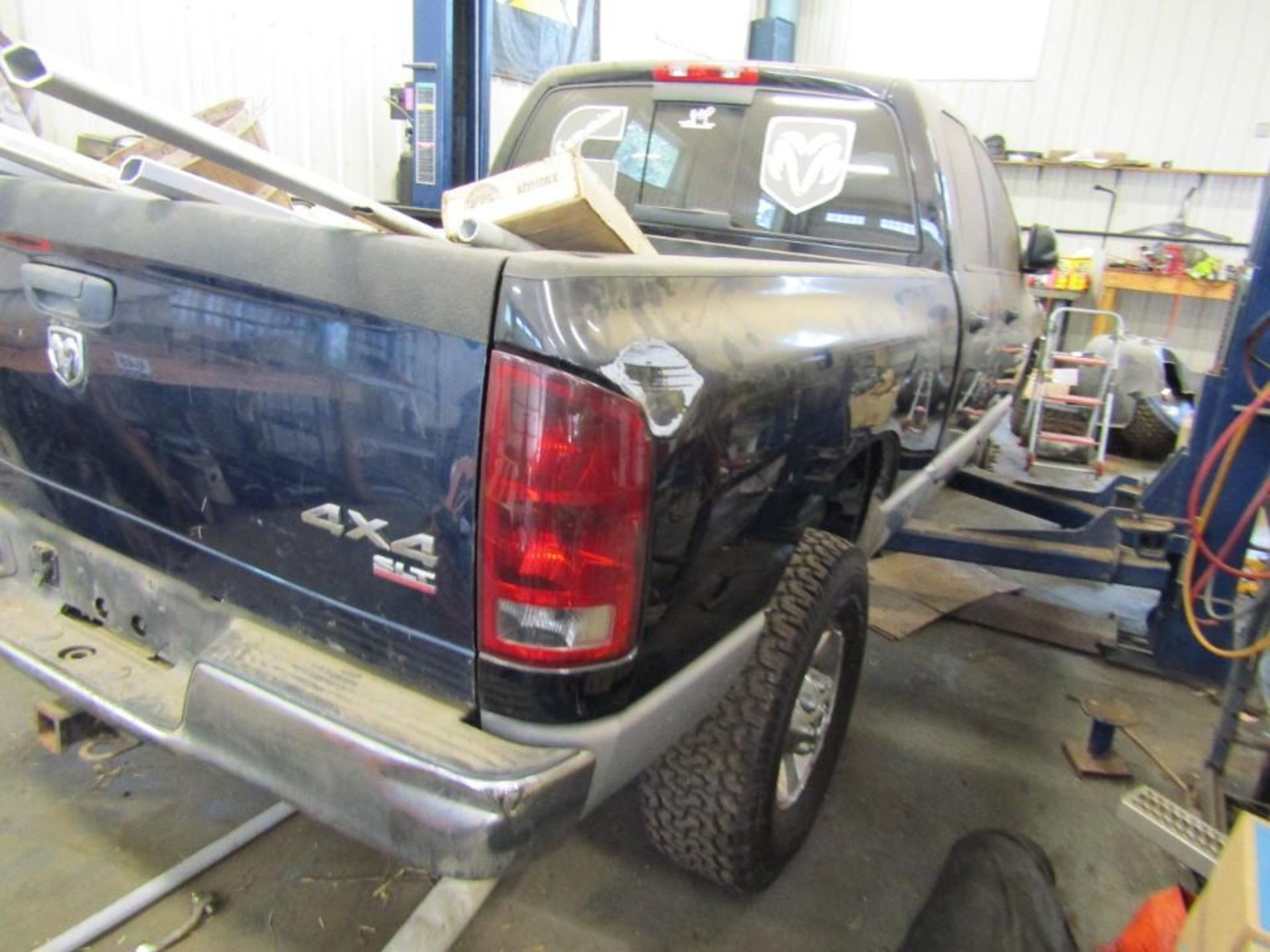 2005 Dodge Ram 2500 4x4 Crew Cab Short Bed (INOP) - Image 4 of 12