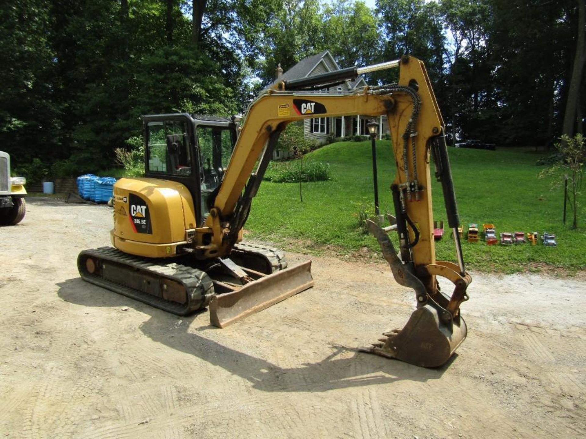 2015 Cat 305.5 Mini Excavator - Image 3 of 25